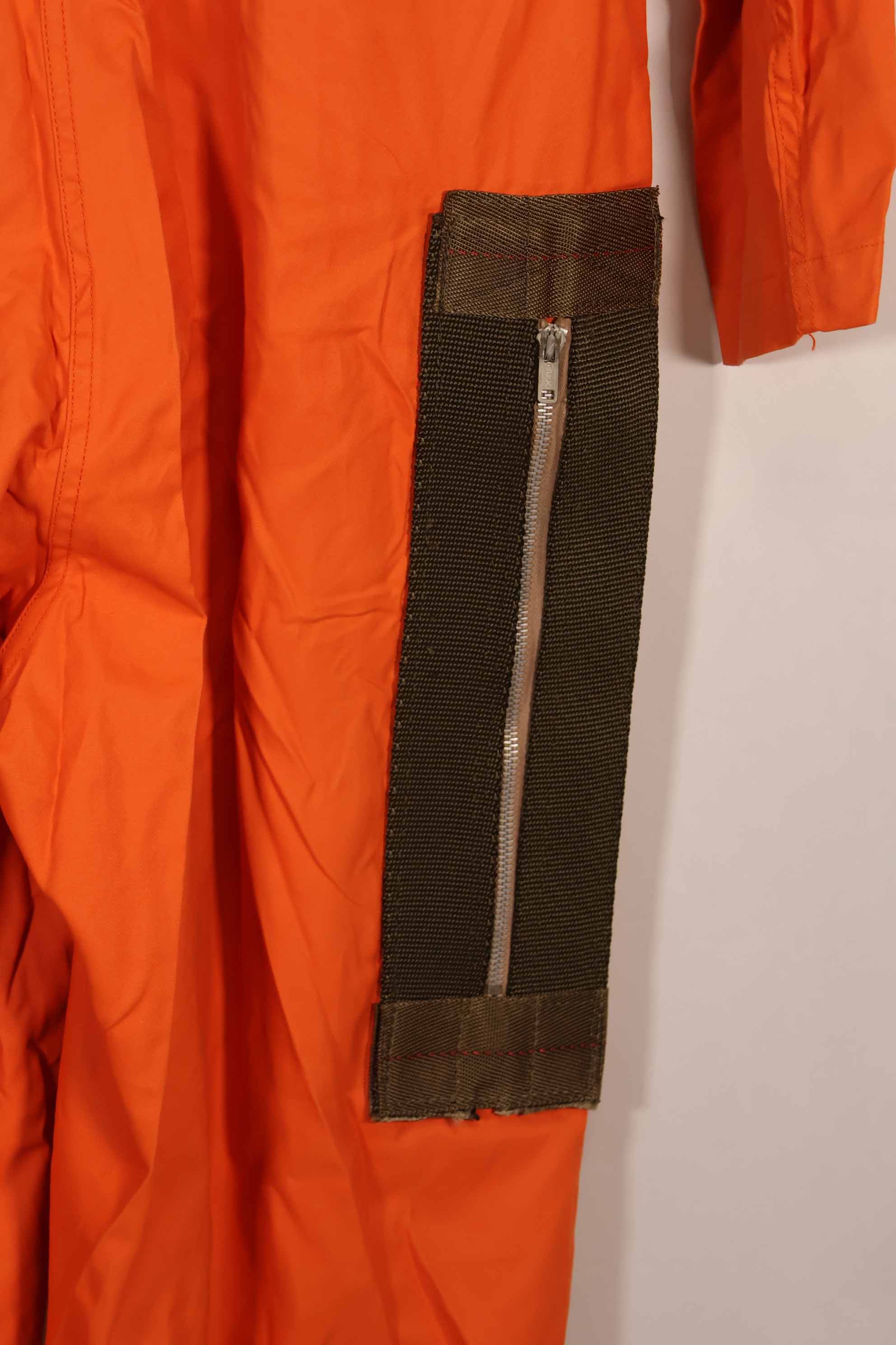 実物 1962年製 アメリカ空軍 USAF K2-B 未使用品 レスキューオレンジ色