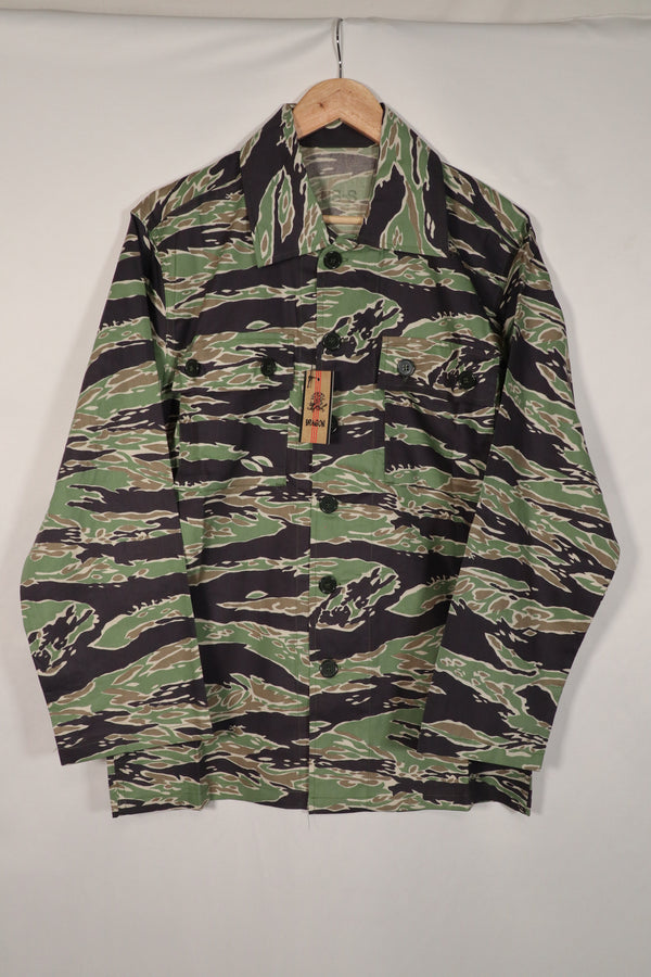 Replica Hong Kong Dragon Late Water Tiger Stripe Top and Bottom Set, very small production run