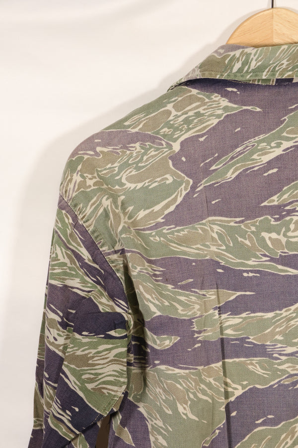 Mid-1960s, estimated A-XL Silver Tiger Tiger stripe shirt, faded, used.