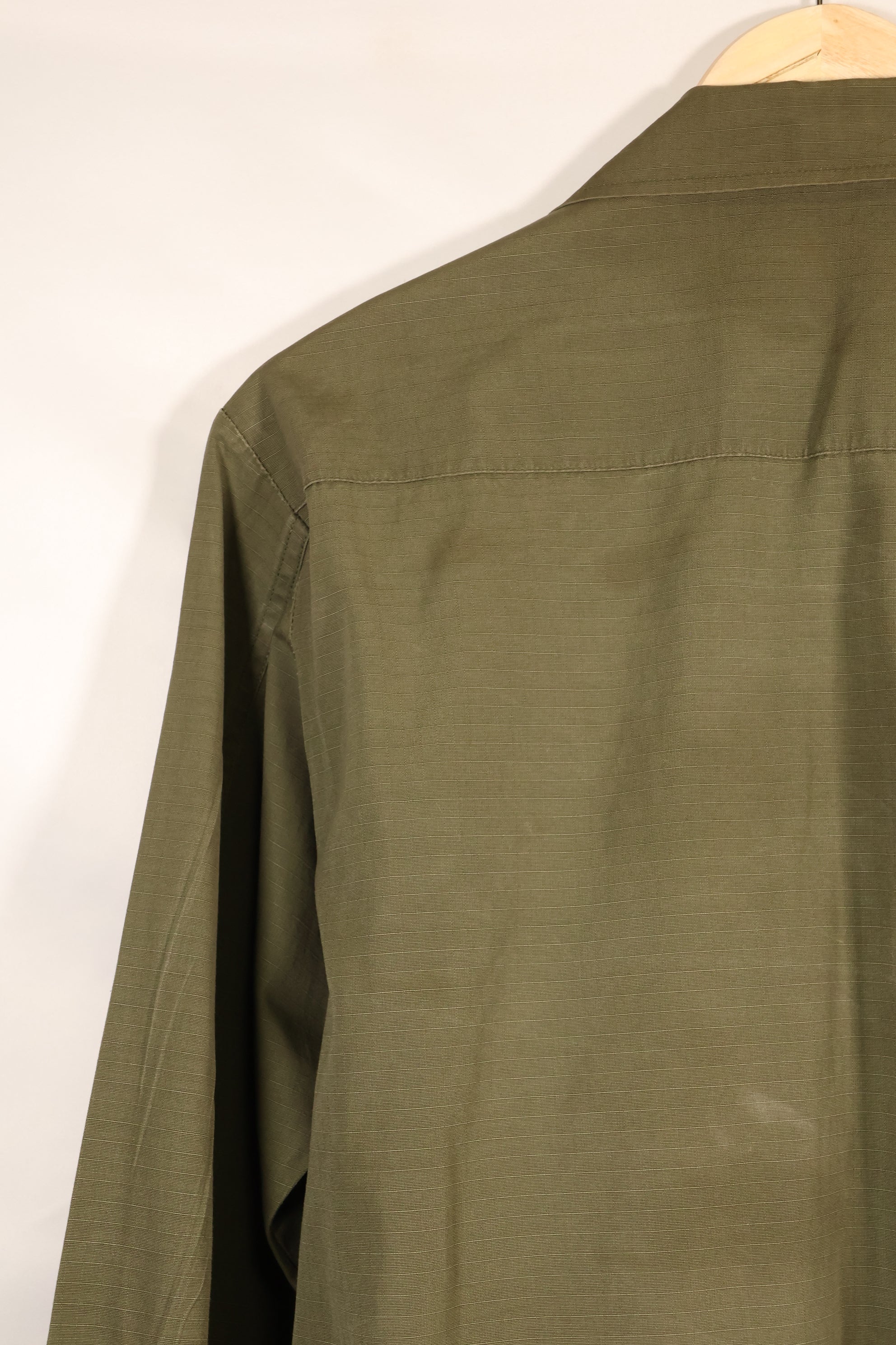Late 1960s, S-L, U.S. Military, 4th Model Jungle Fatigue Jacket, with added patches, used