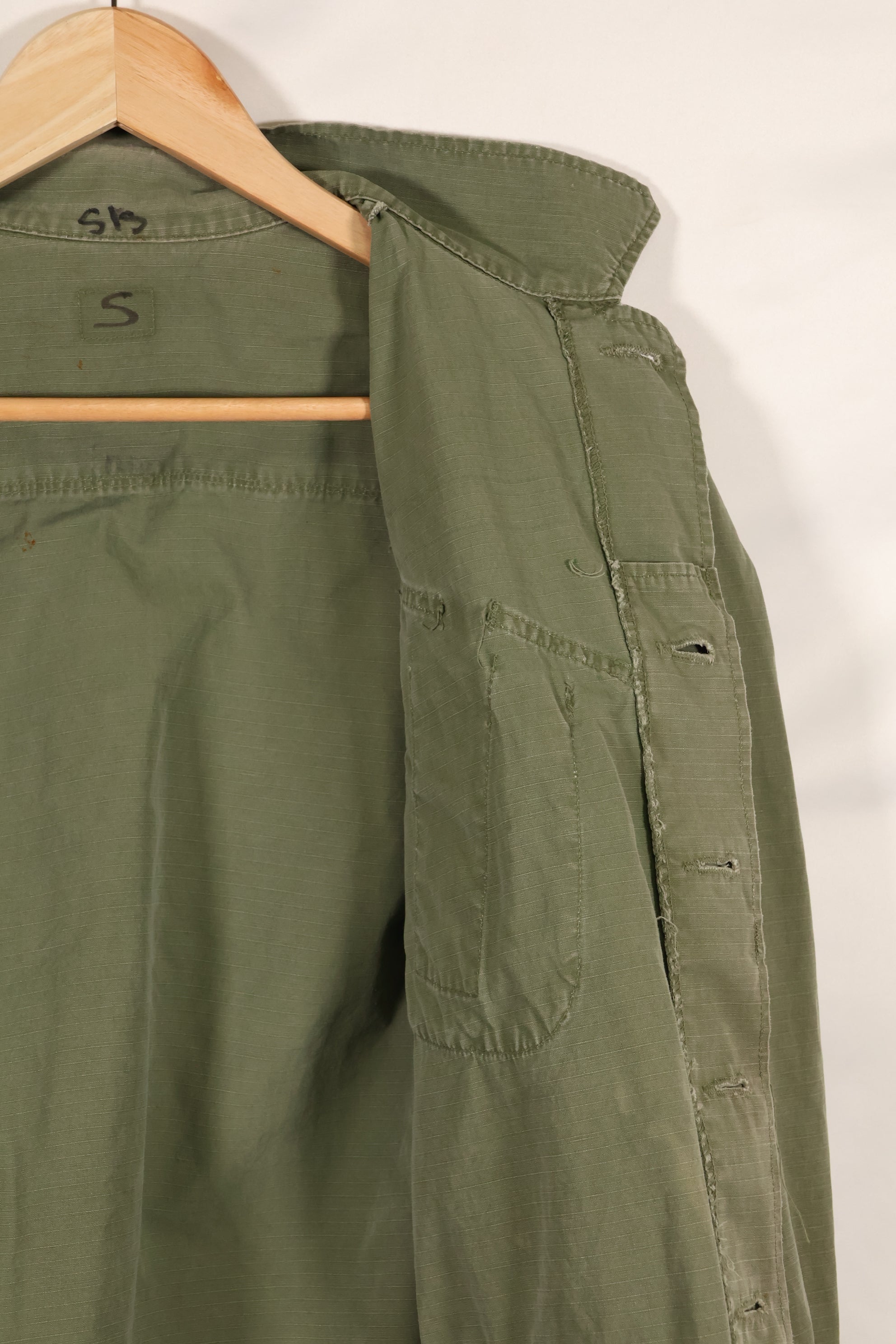 Circa 1968, estimated size S-R 4th Model Jungle Fatigue Jacket, used, released by film company.