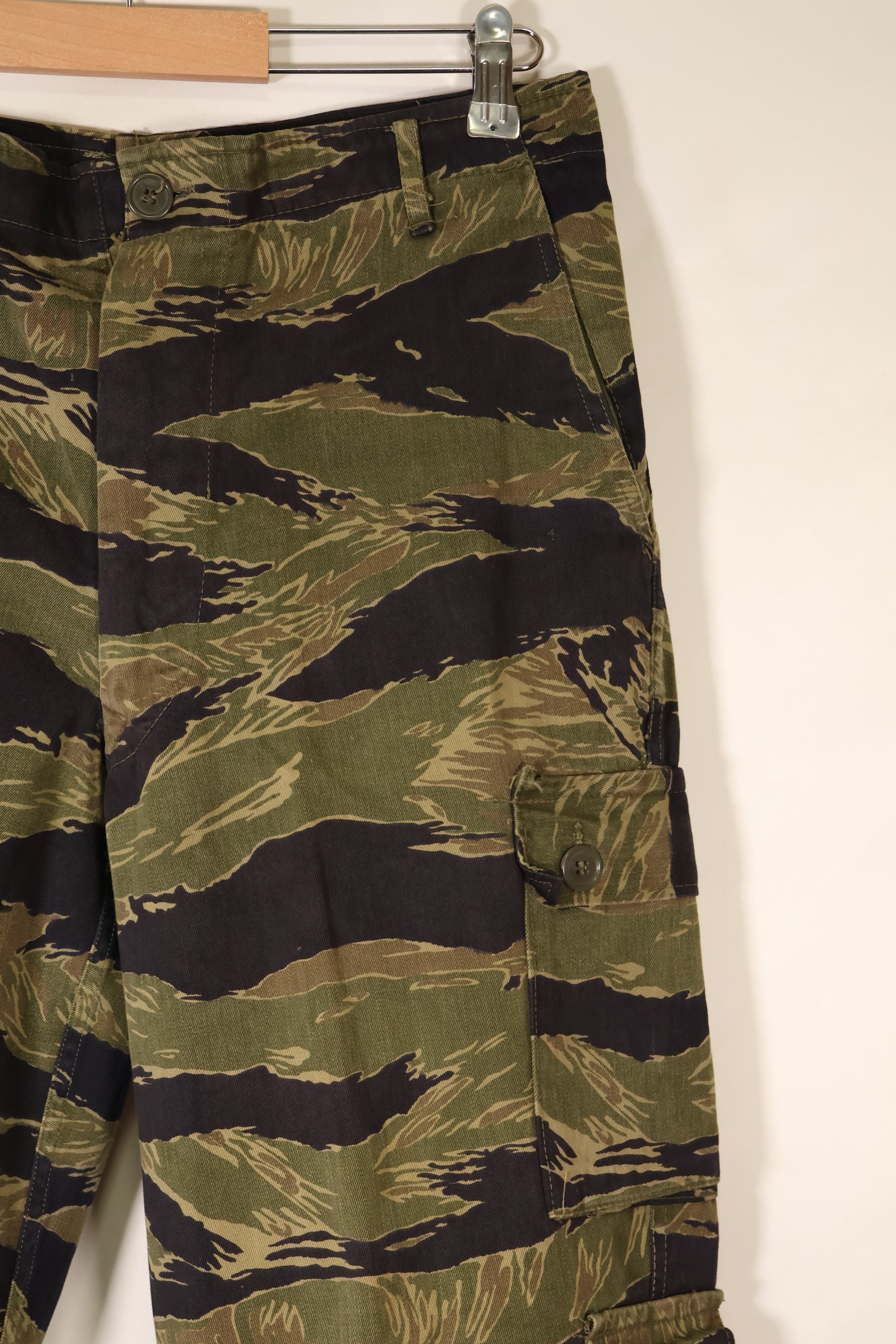 Mid-1960s, US-M, Made in Okinawa, Okinawa Tiger Pattern, Tiger-Stripe Pants, US Cut, Used