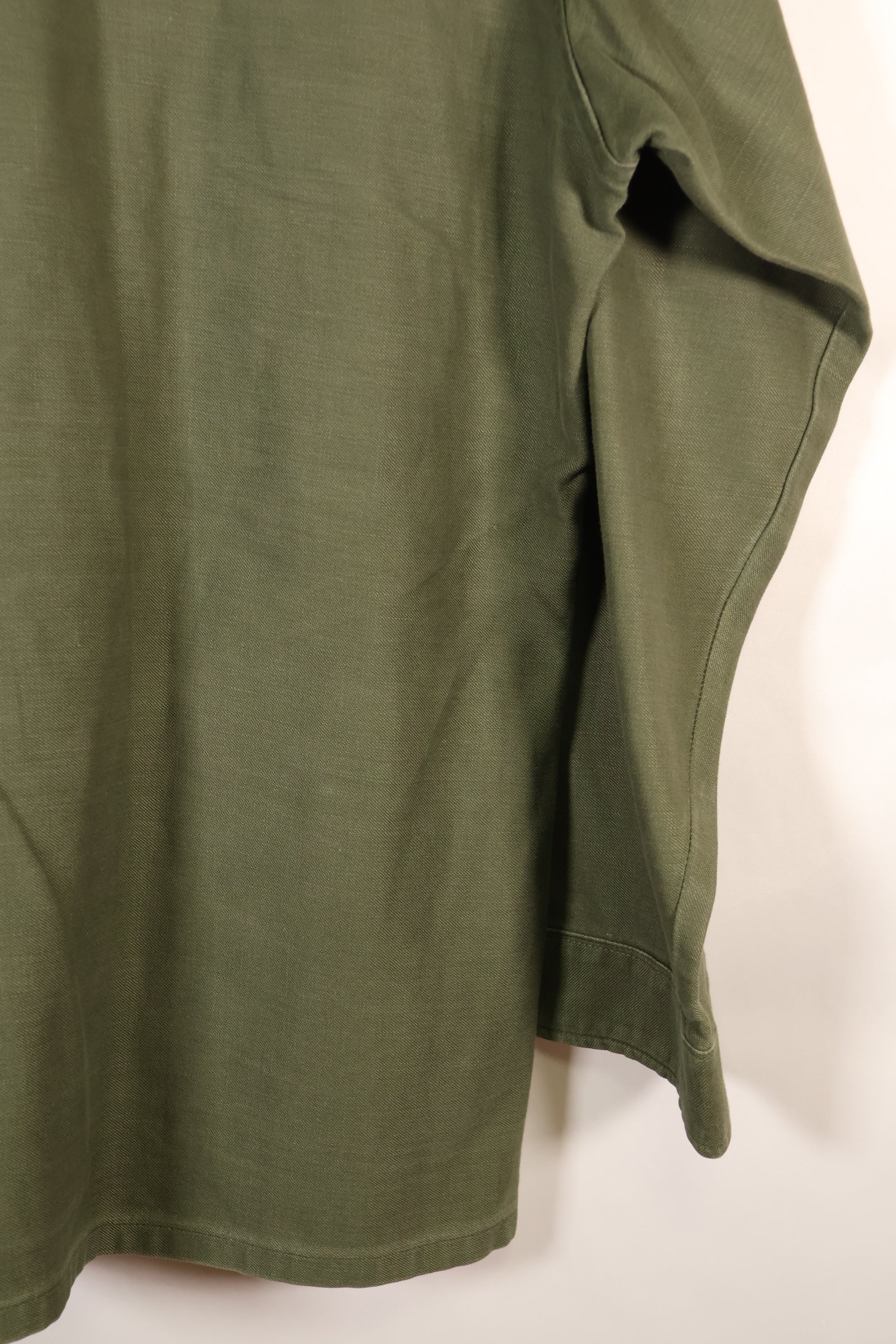 1972 Contract, 15 1/2 x 33, OG-107, Utility Shirt, With Patch, Used