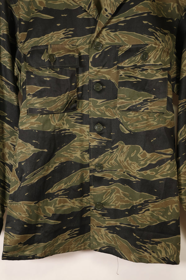 Circa 1965, Deadstock, Silver Tiger Pattern, Sizes A–L, Asian Fit Shirt