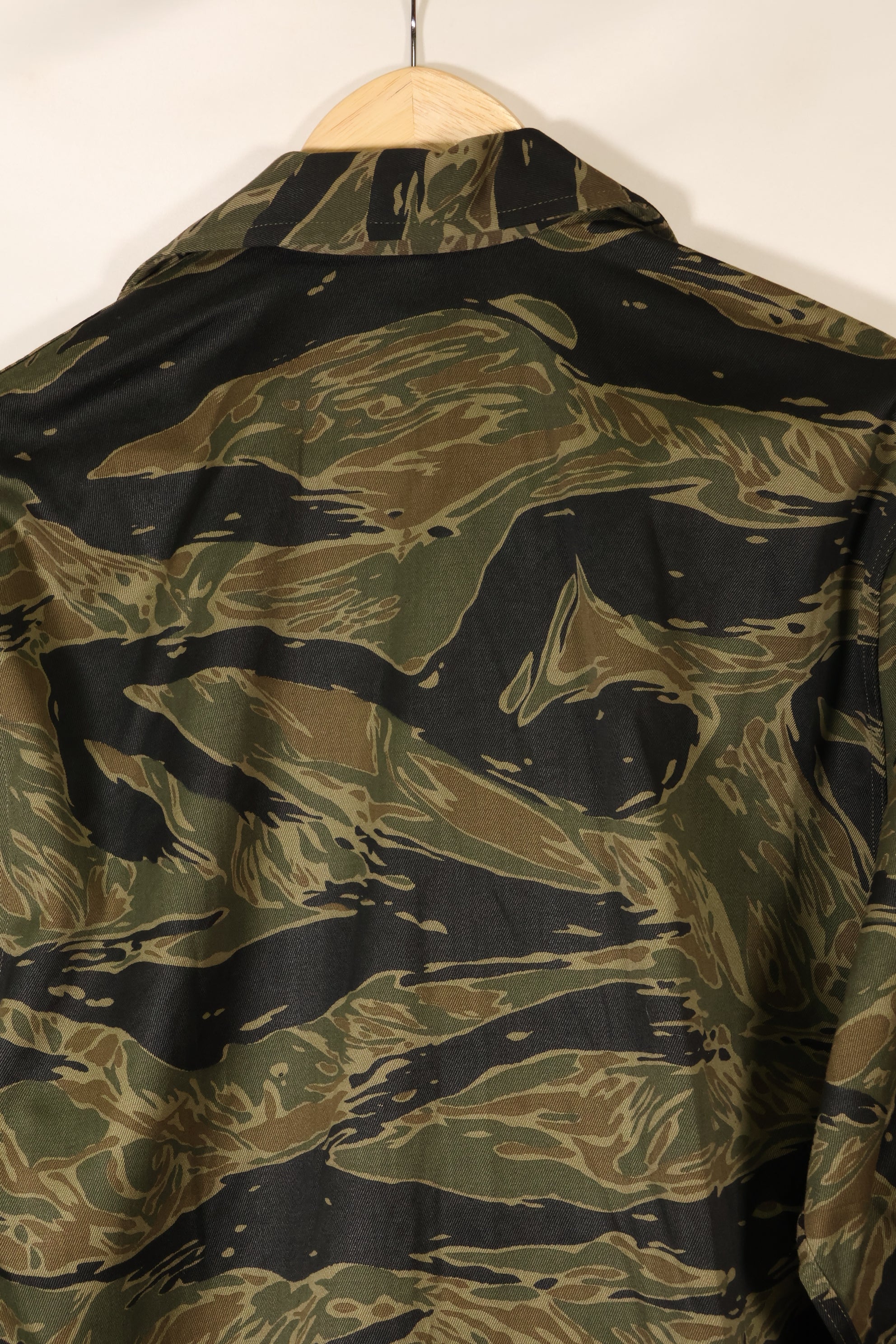 Circa 1965, Deadstock, Silver Tiger Pattern, Sizes A–L, Asian Fit Shirt