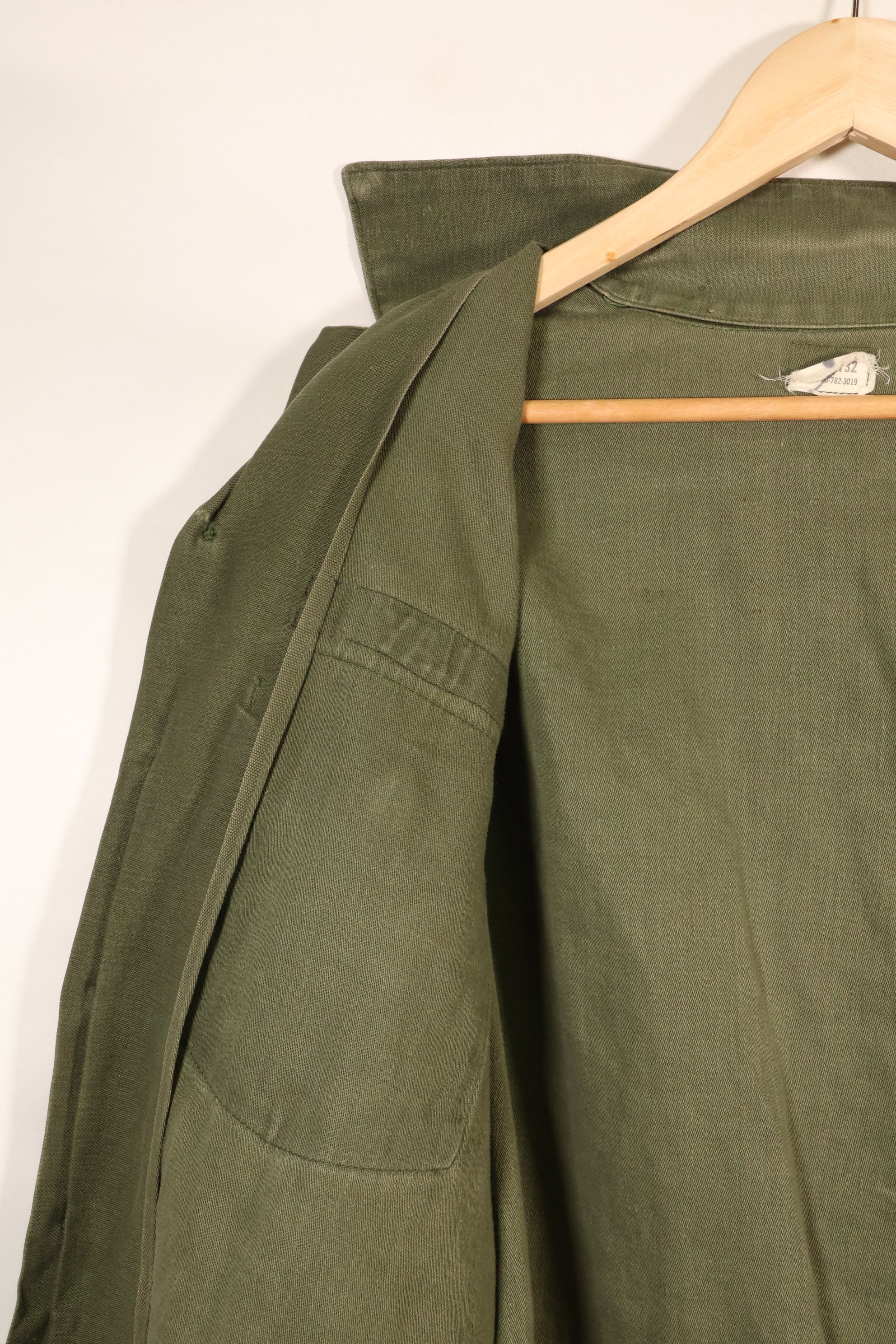1975 Contract, 16 1/2 x 32, OG-107, Utility Shirt, With Added Patch, Used