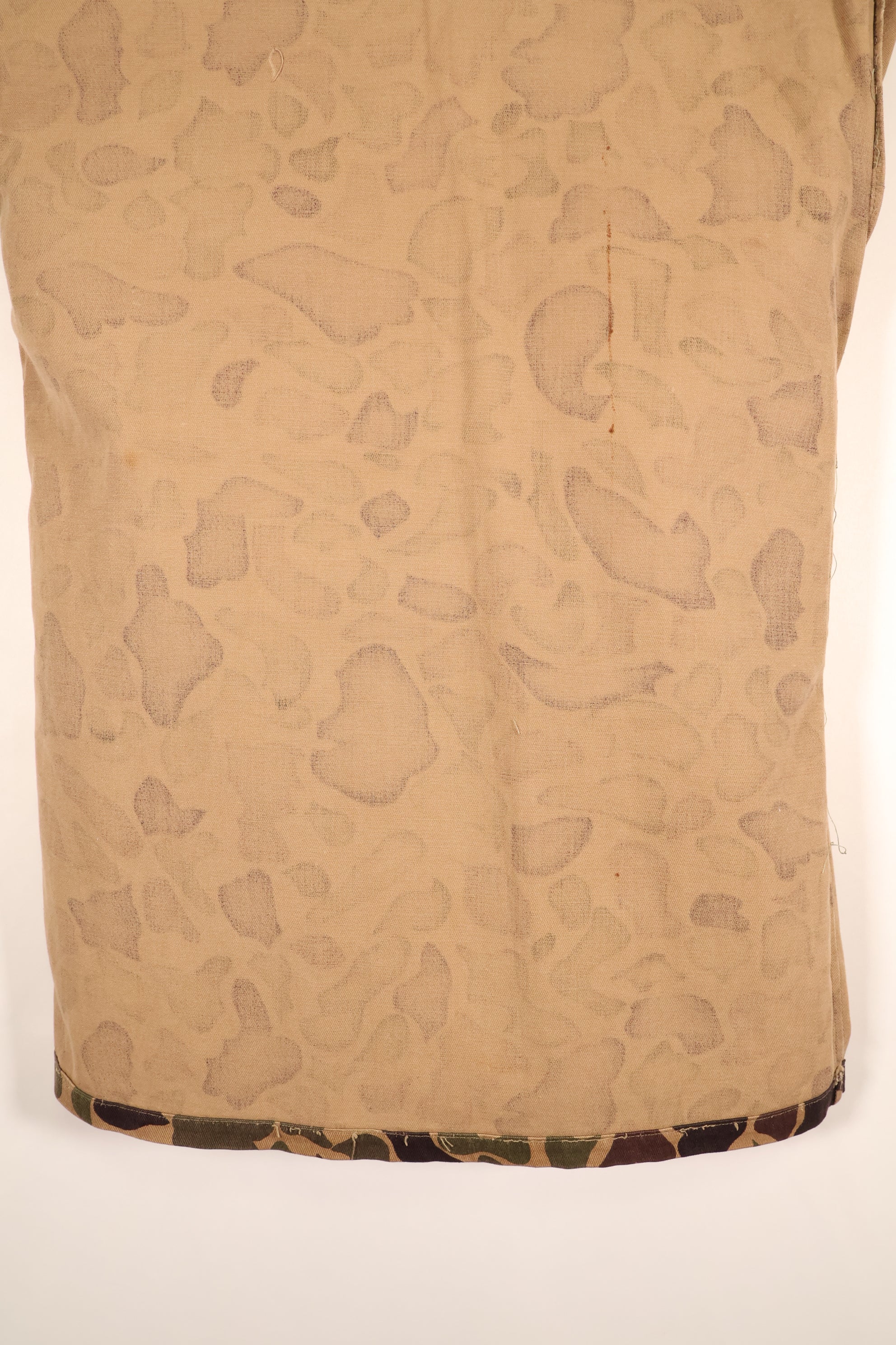 Early 1960s, Asian-style cut, CIDG, Beogam camouflage, locally made frogskin camouflage, used