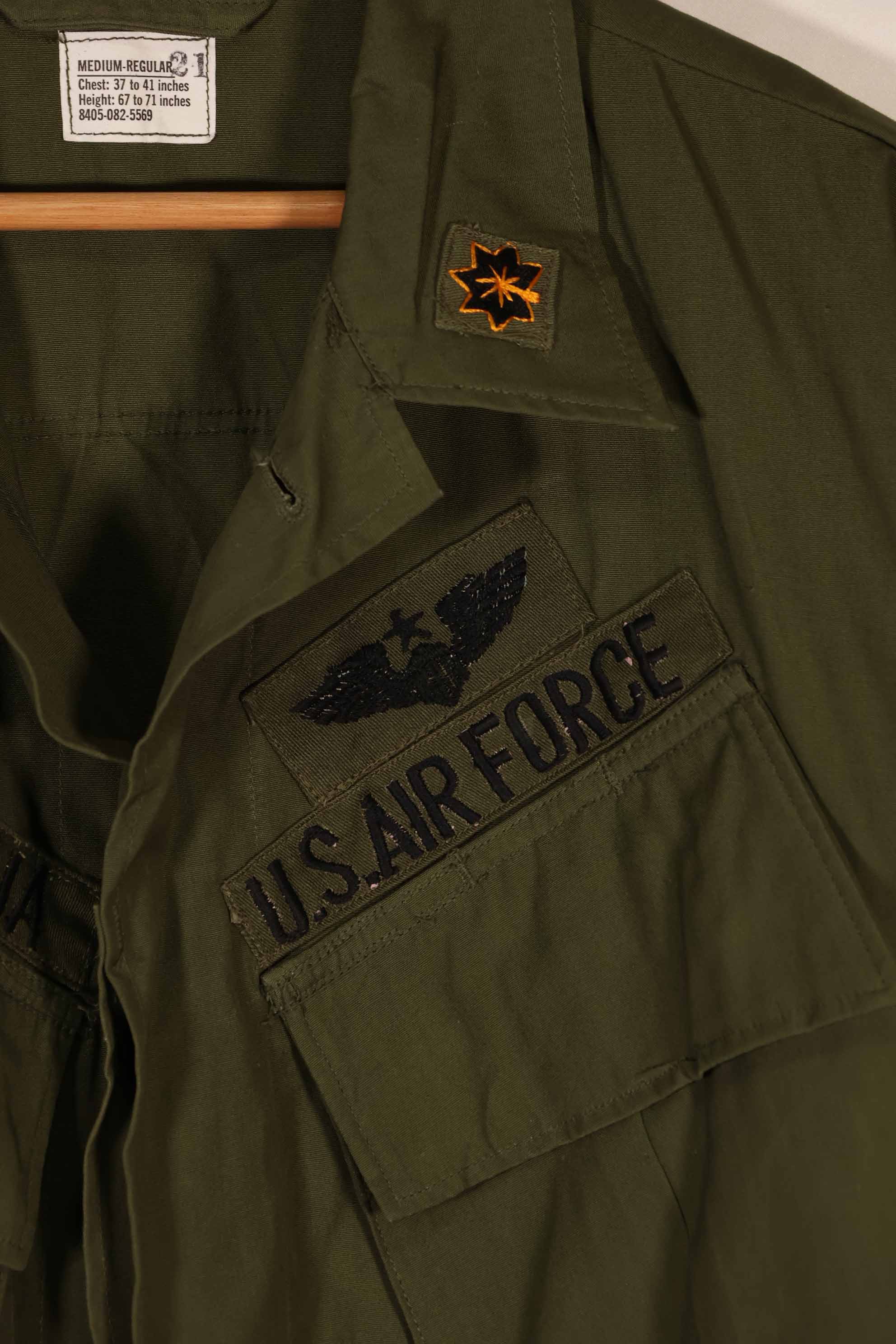 Real 1966-1967 3rd Model Jungle Fatigue Jacket M-R with USAF insignia B