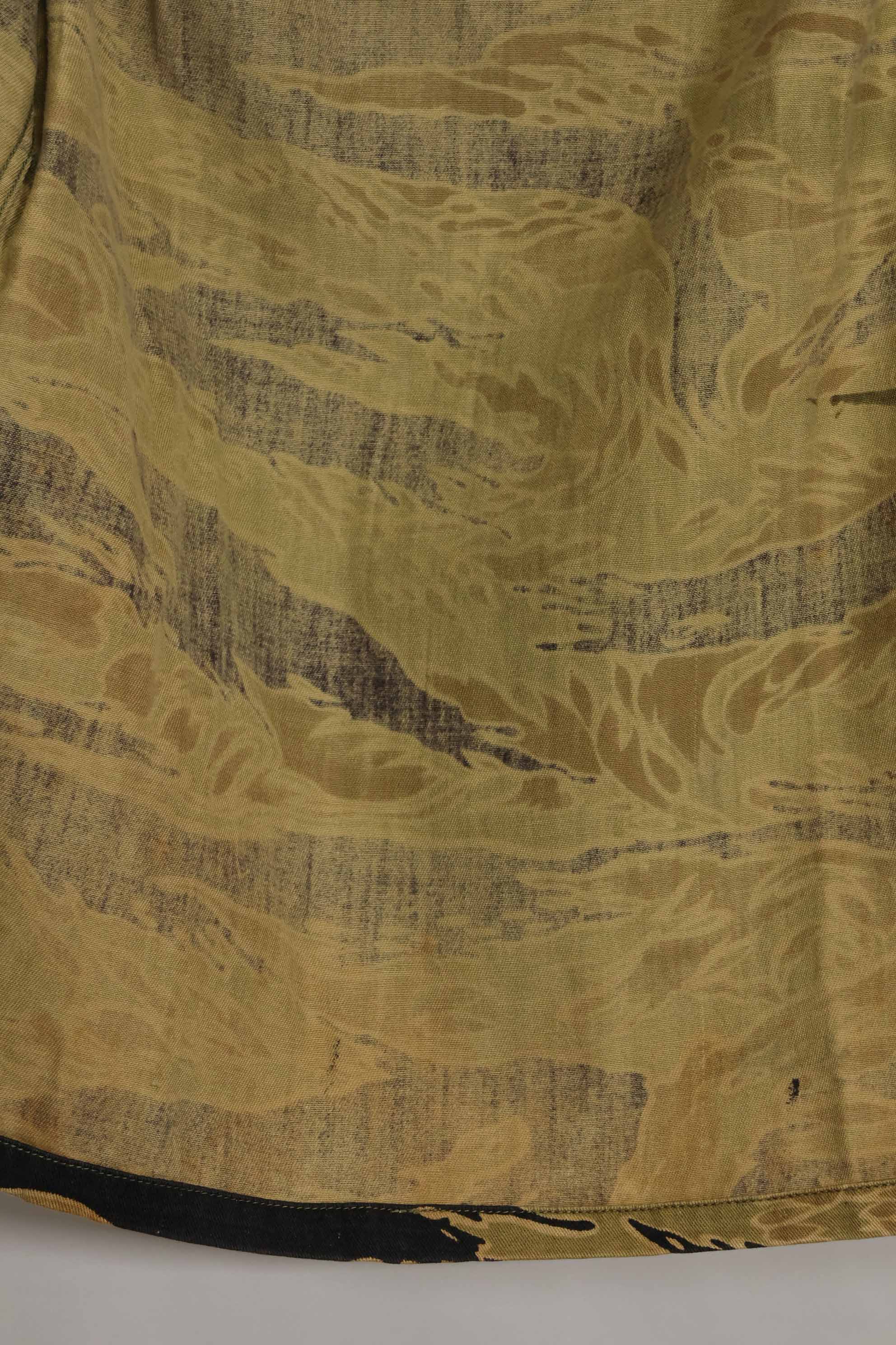 1960s Gold Tiger Tiger Stripe Shirt Asian Cut A-M Good Condition Used