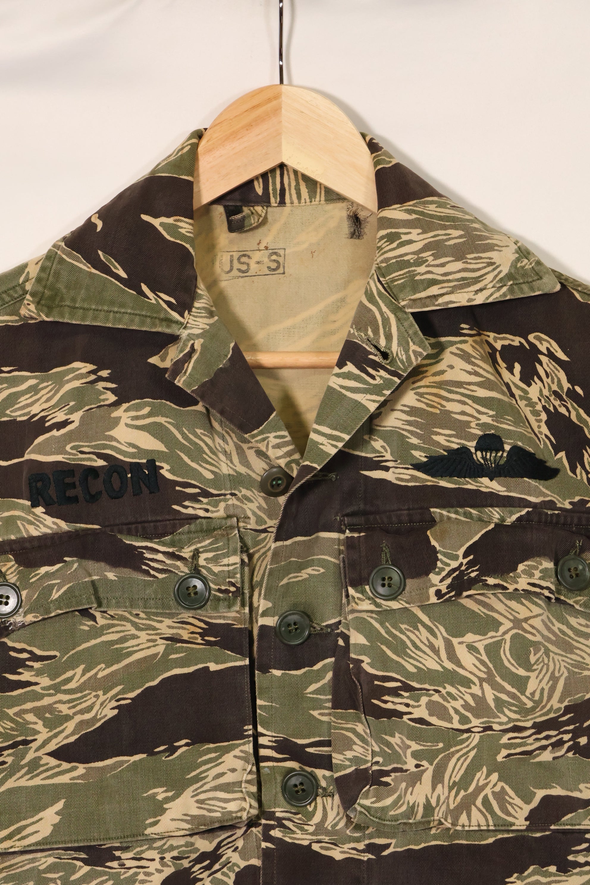 1960s US Cut Okinawa Tiger Tiger Stripe Shirt Modified Vest US-S Used