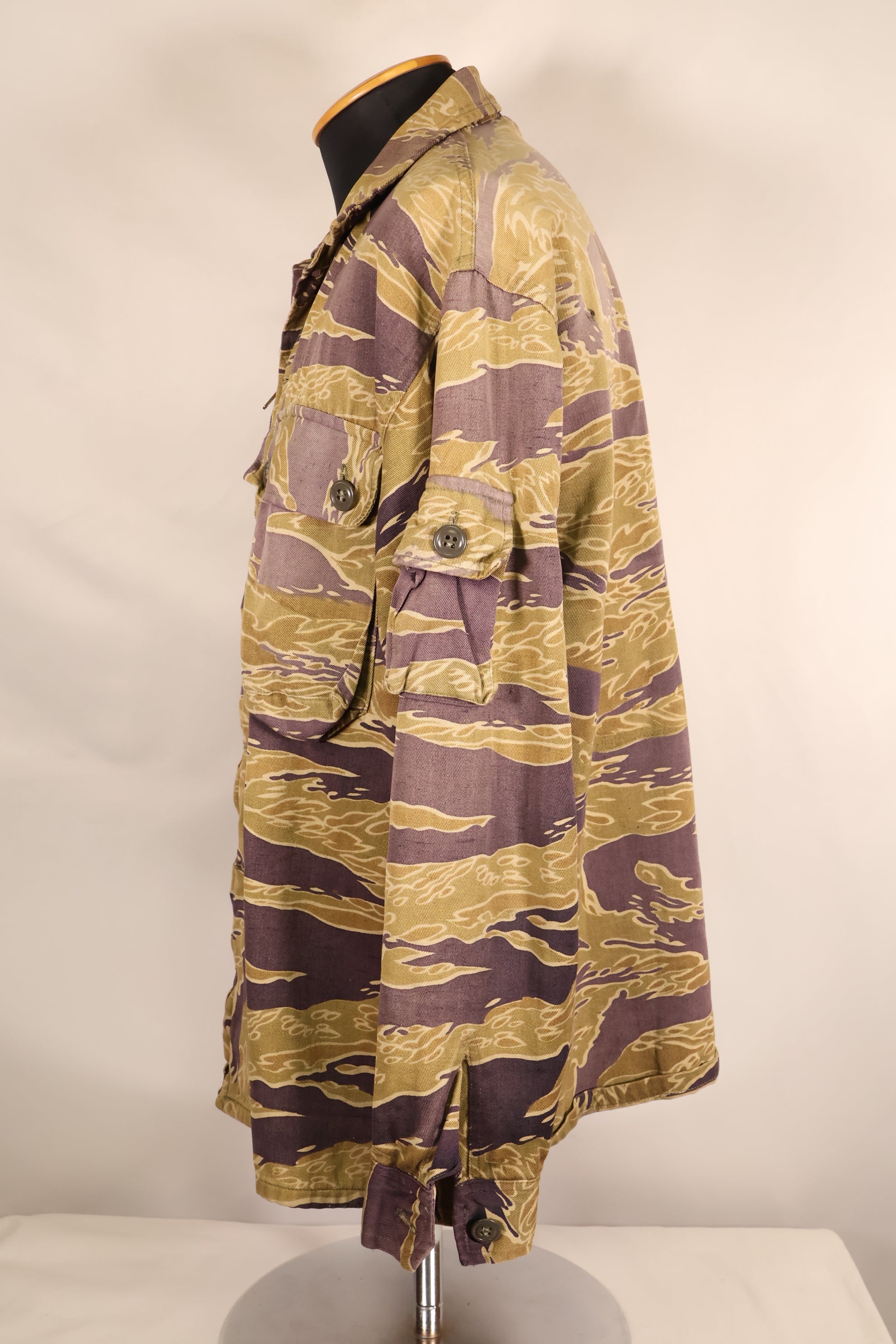 Late 1960s—Worn by a former MIKE FORCE advisor—Gold Tiger US-M shirt with modified zipper