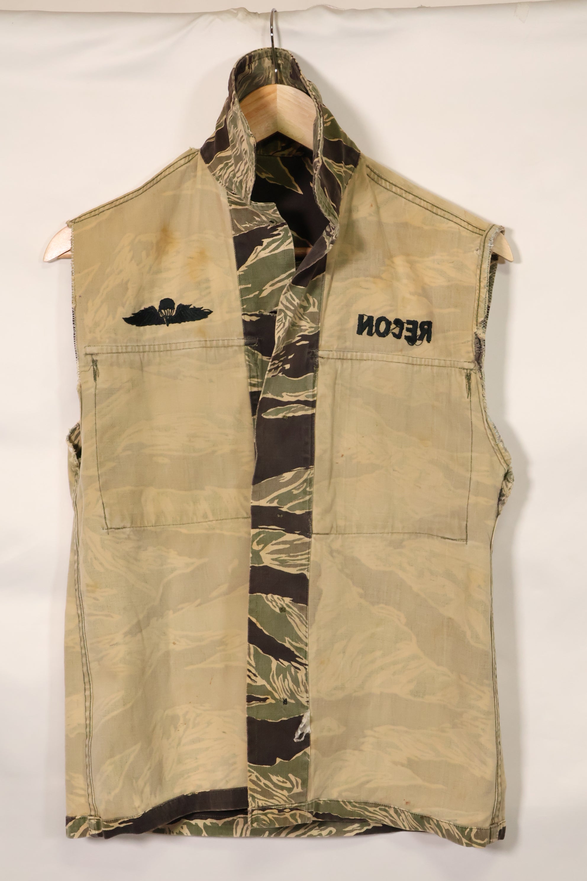 1960s US Cut Okinawa Tiger Tiger Stripe Shirt Modified Vest US-S Used