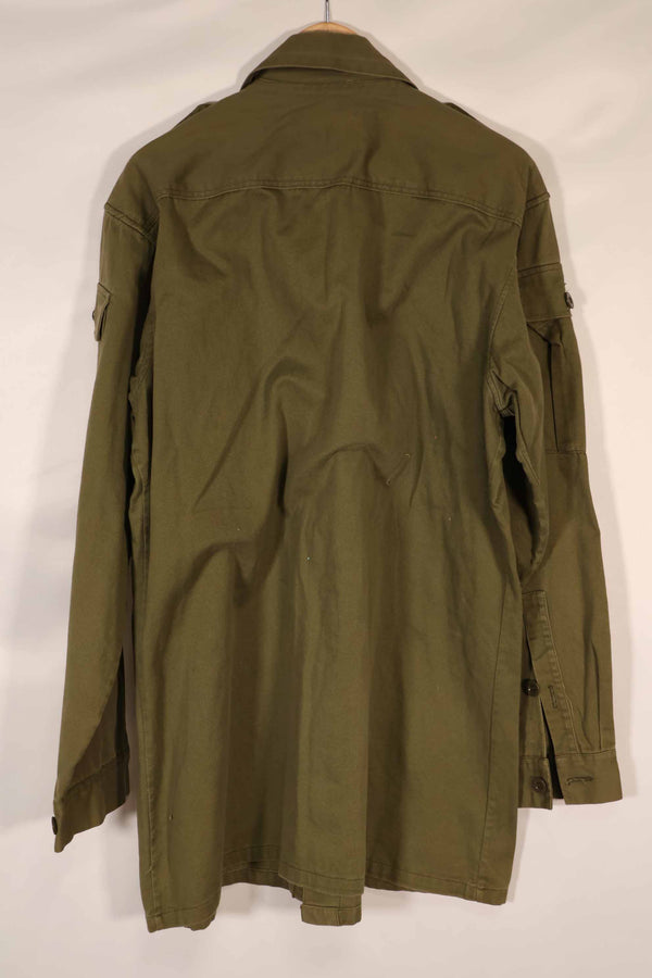 Real 1969 New Zealand Military OD Fatigue Shirt Size 39/41L, used condition