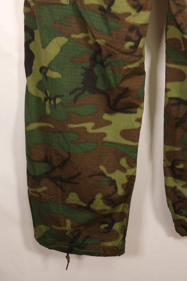 1969 Contract, S-R, Virtually Unused, ERDL Green Leaf Camo Fatigue Pants, Zipper Damaged