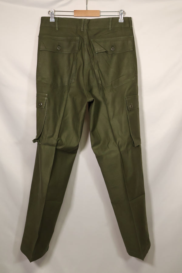 1960s lot OG-107 baker pants with modified cargo pockets, ex-special forces personnel, used F