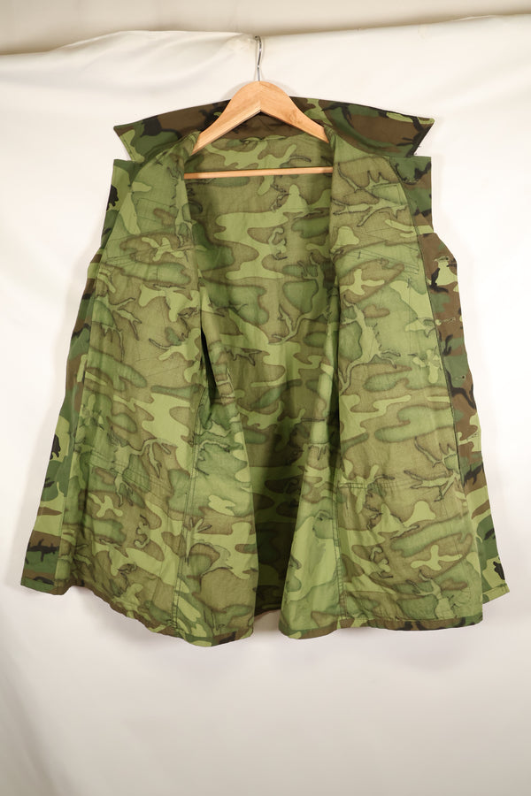 Circa 1966–67 | Estimated M-R | ERDL | Non-ripstop | Early print | Jungle fatigue jacket | Used