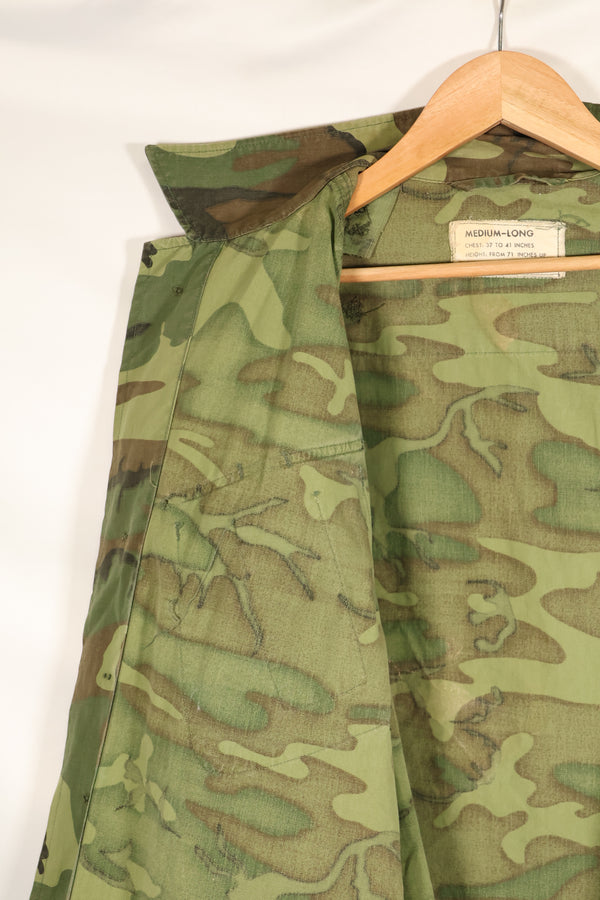 Circa 1967, M-L, ERDL, non-ripstop, early print, jungle fatigues jacket, used