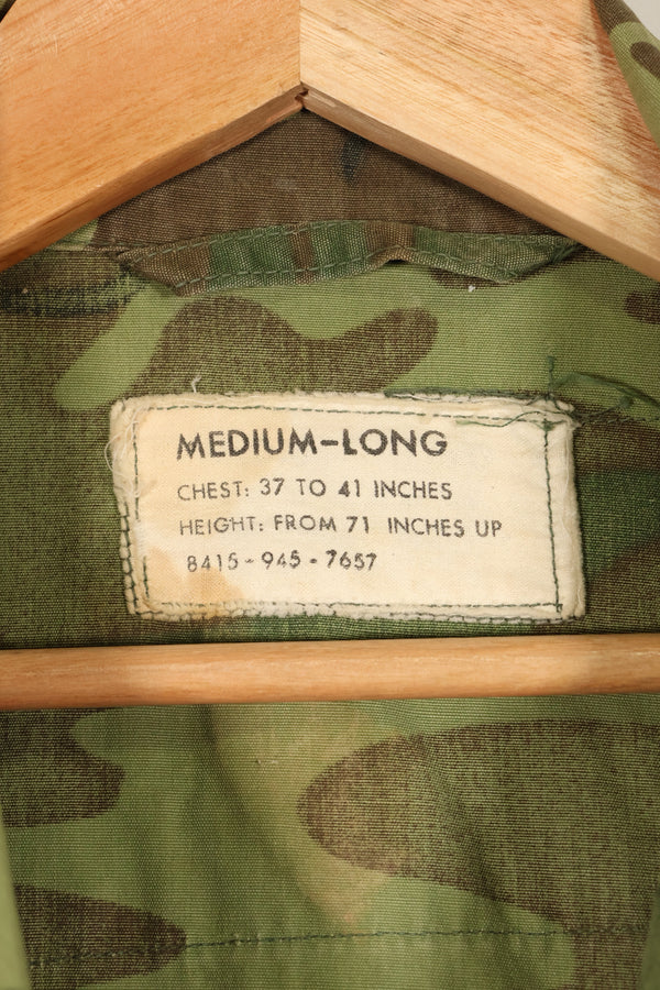 Circa 1967, M-L, ERDL, non-ripstop, early print, jungle fatigues jacket, used