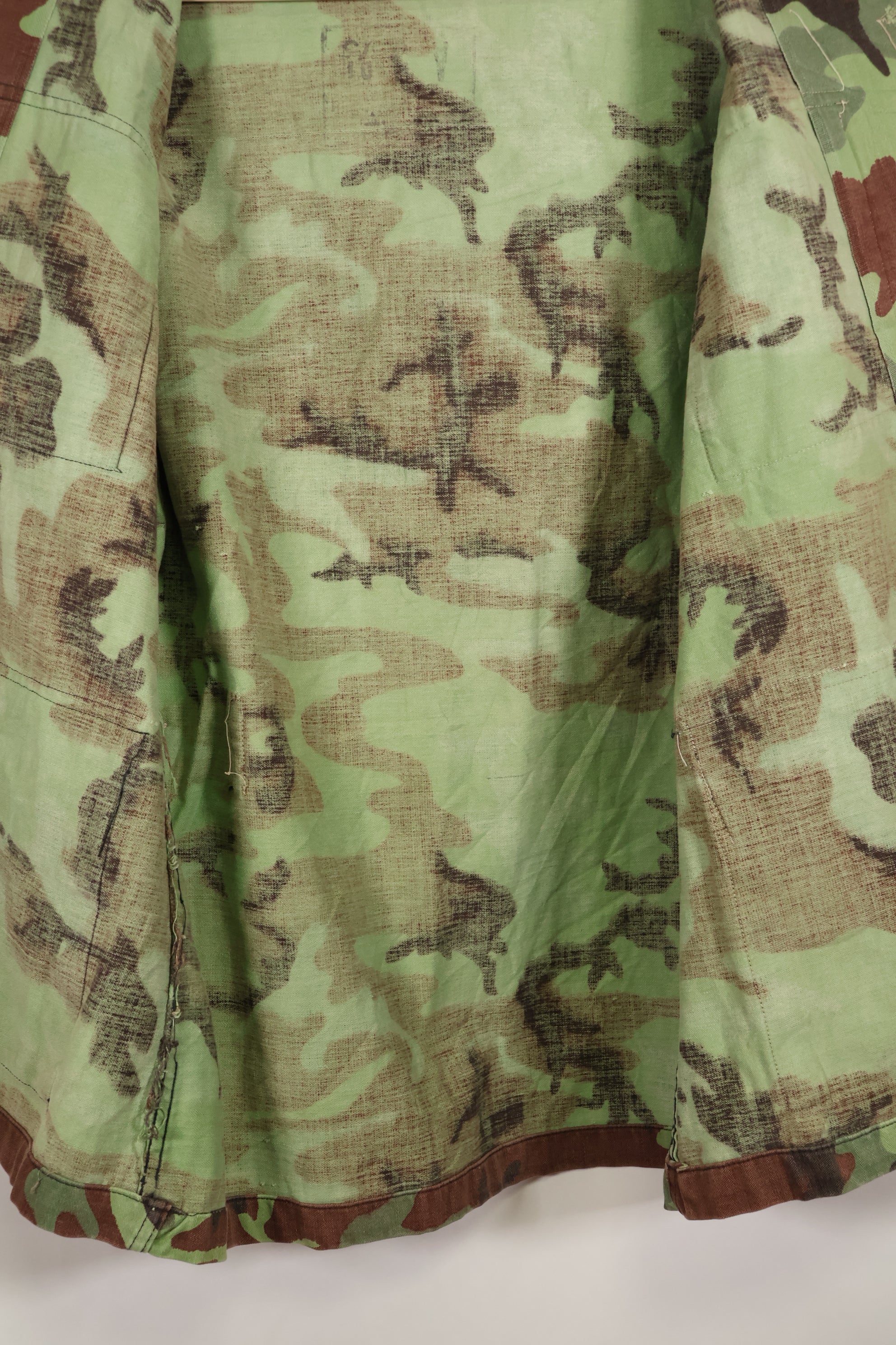 1960s US Army Advisor ARVN BDQ Ranger Shirt 4 Pockets Leaf Camouflage Shirt Used