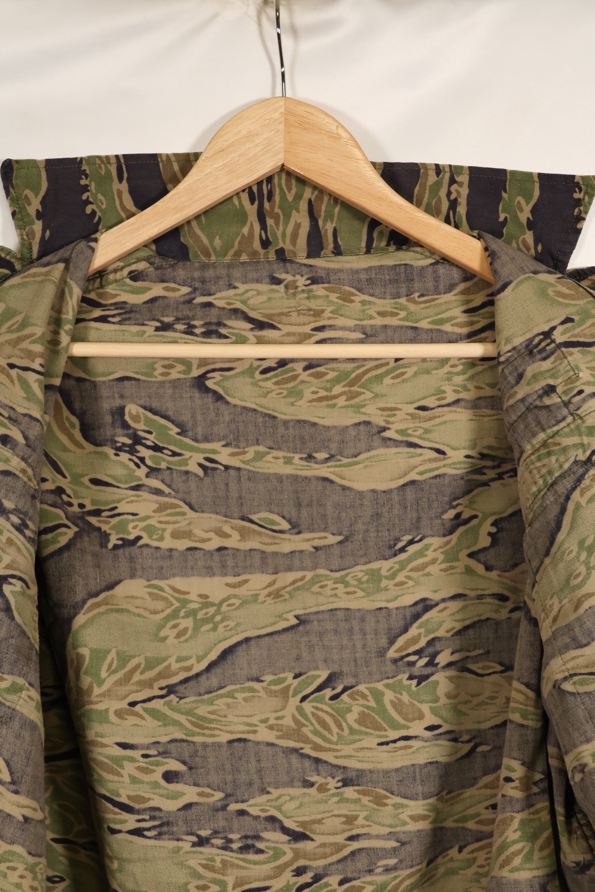 Real Late War Pattern US-Size Tiger Stripe Shirt with 173rd Airborne Brigade Patch