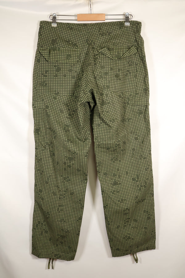 1982 Contract - S-R U.S. Military - Infrared-Countermeasure - Night Camo - Pants - Overpants - Used