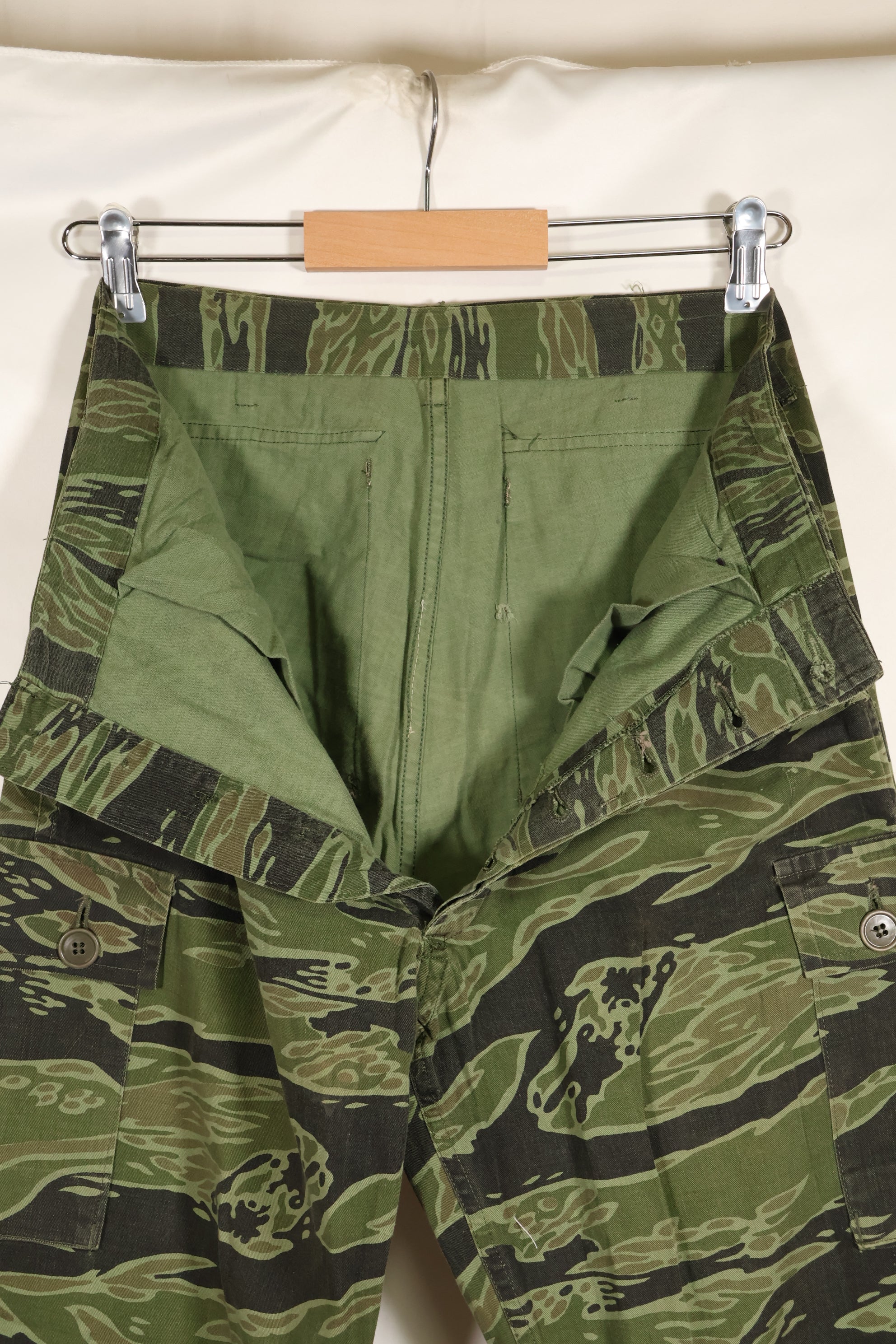 Real Late War Pattern US Size Tiger Stripe Shirt Dark Color Used