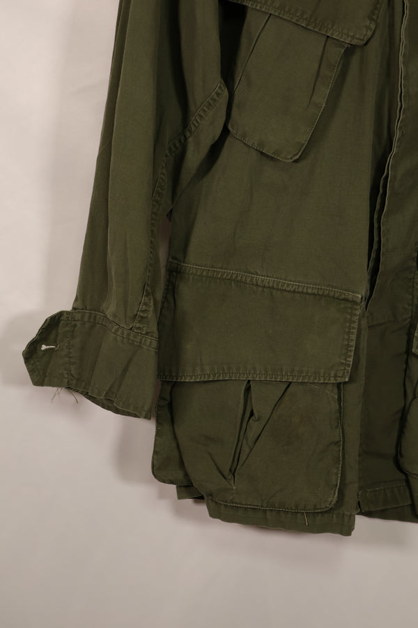 Real Japanese made FEC-39917 2nd Model Jungle Fatigue Jacket, 25th Infantry Division, with patch, used.