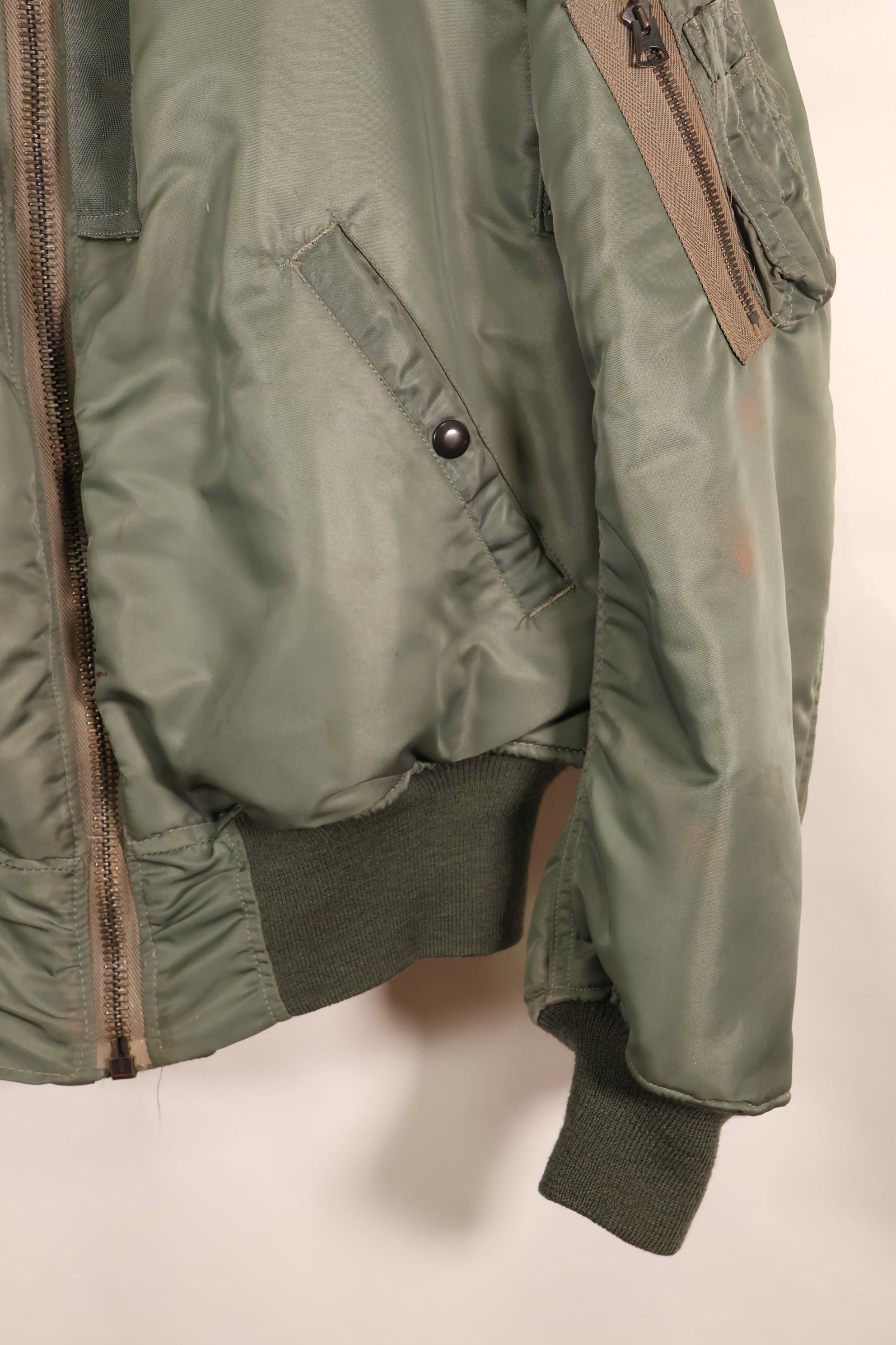 Early 1950s, X-LARGE, U.S. Air Force (USAF), MA-1, Early Model, Flight Jacket, Good Condition
