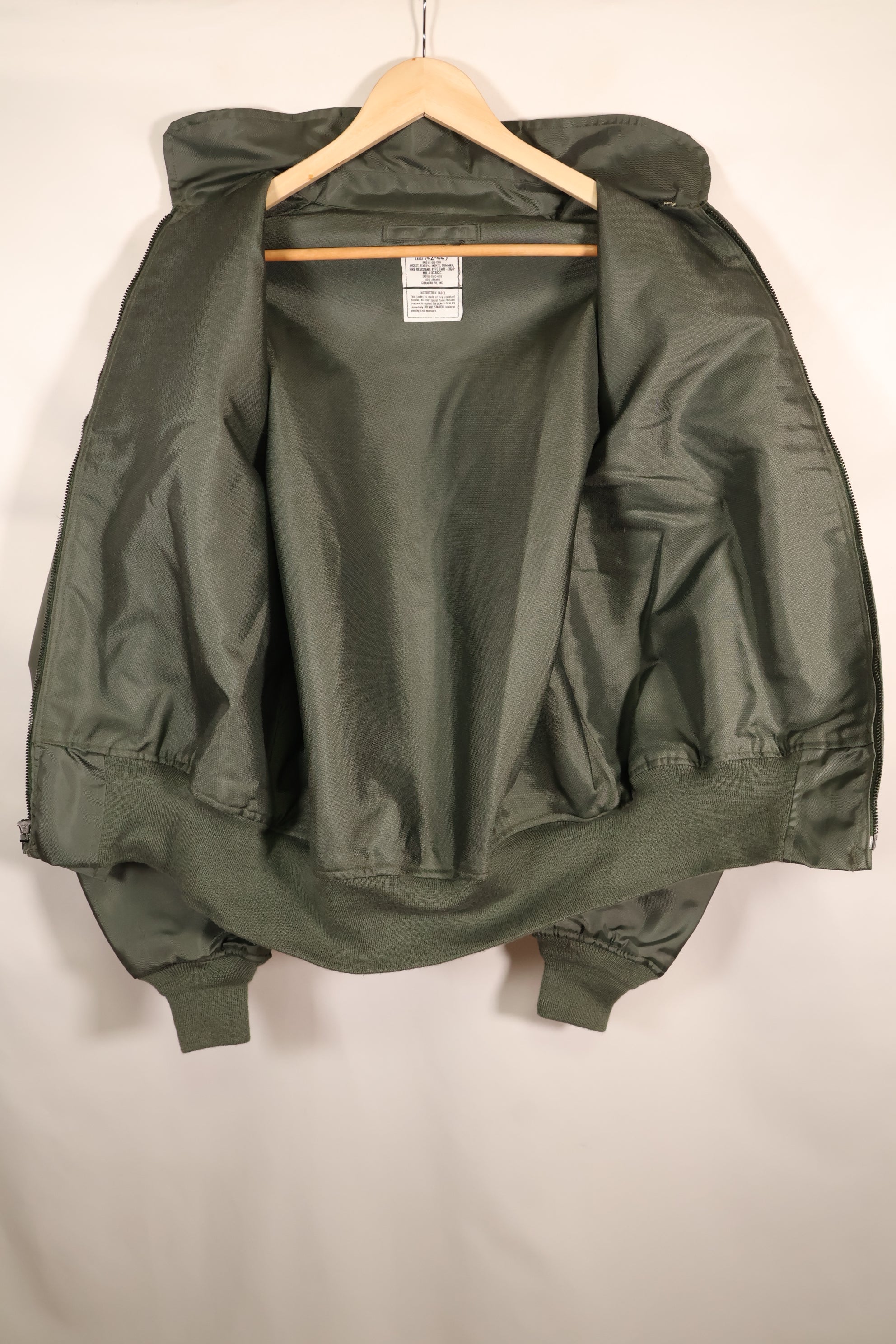 1995 Contract, LARGE (42-44), U.S. Military, CWU-36P, Flight Jacket, Light Zone, Used