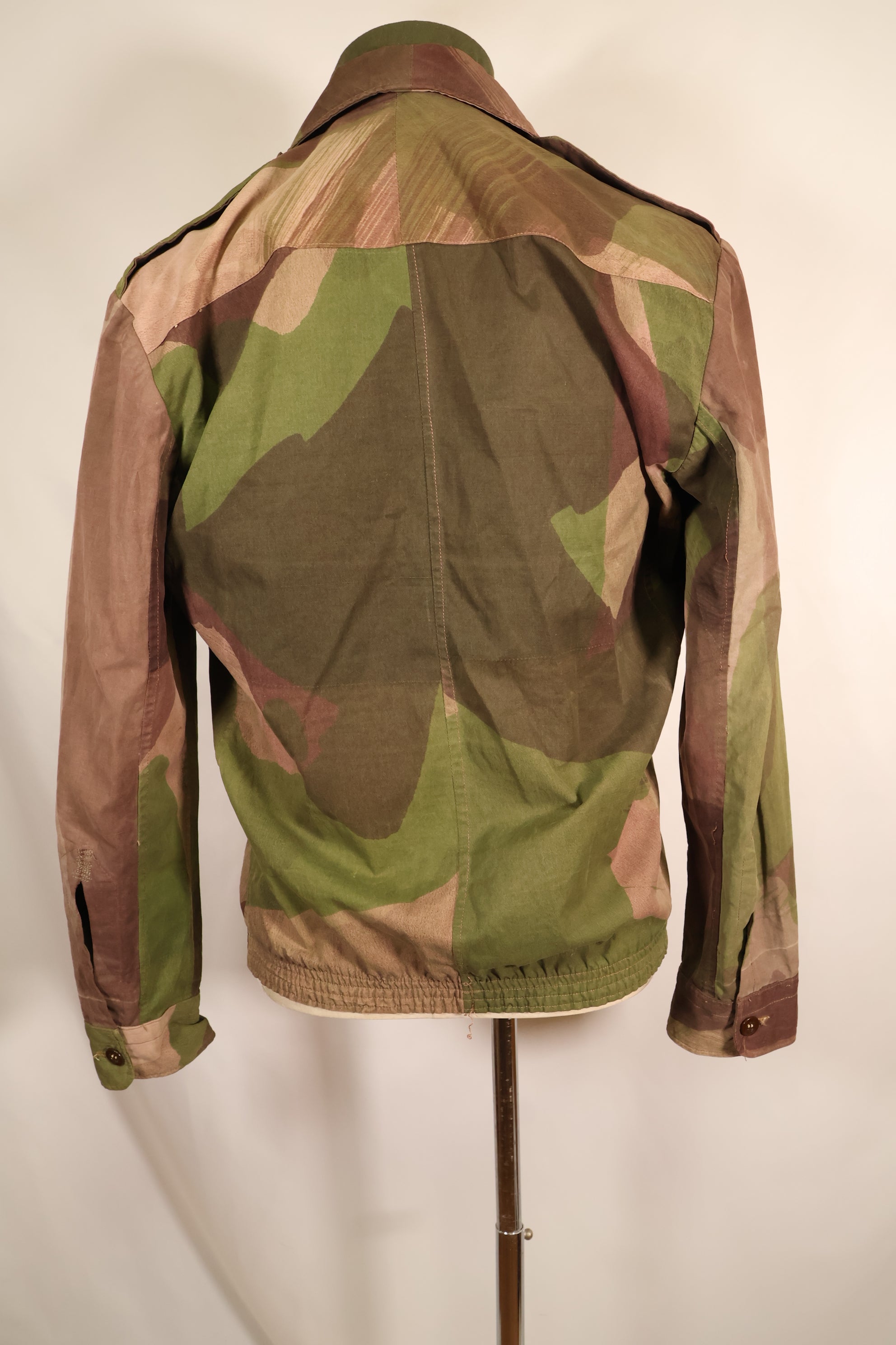 Late 1940s–Early 1950s: French Army Airborne Troops (TAP), Indochina War, Officer’s Privately Procured “Windproof” Camouflage Set