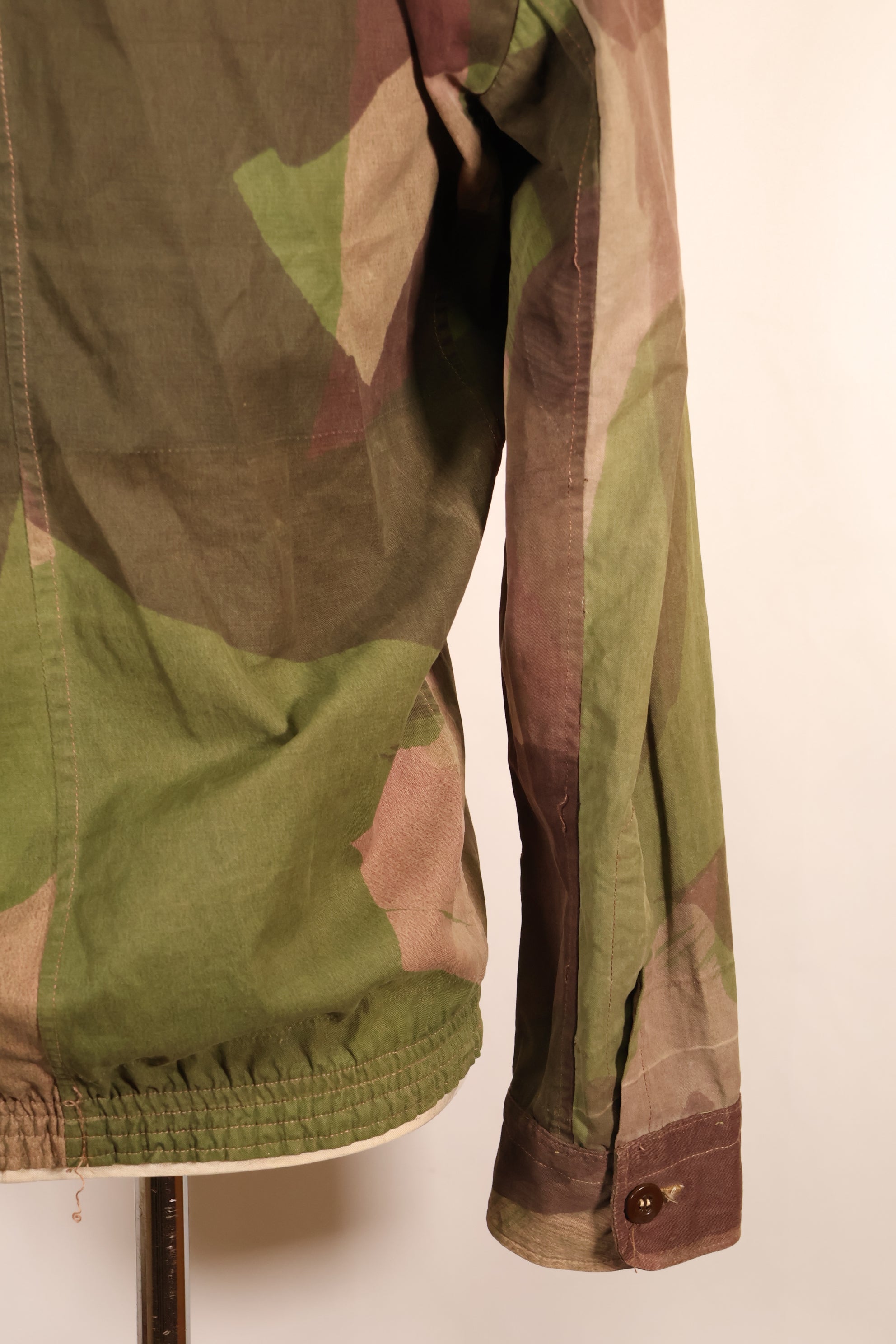 Late 1940s–Early 1950s: French Army Airborne Troops (TAP), Indochina War, Officer’s Privately Procured “Windproof” Camouflage Set