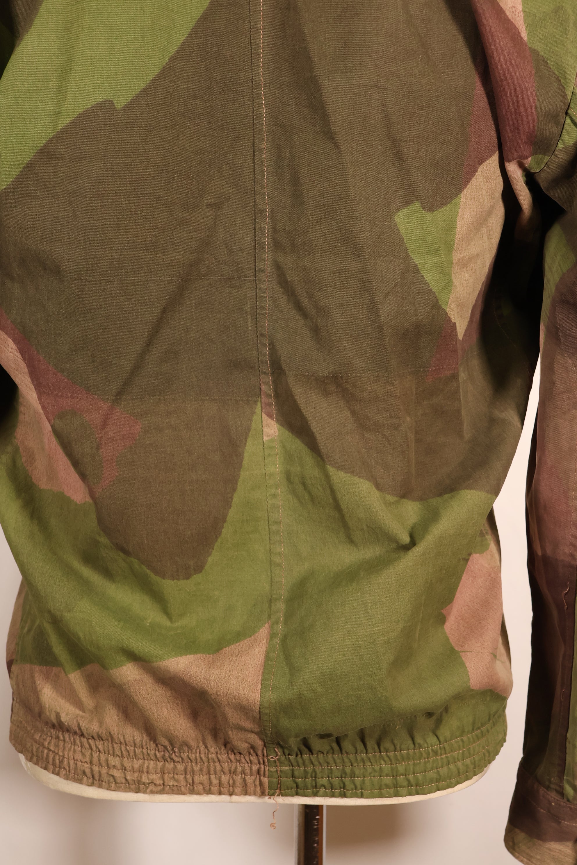 Late 1940s–Early 1950s: French Army Airborne Troops (TAP), Indochina War, Officer’s Privately Procured “Windproof” Camouflage Set