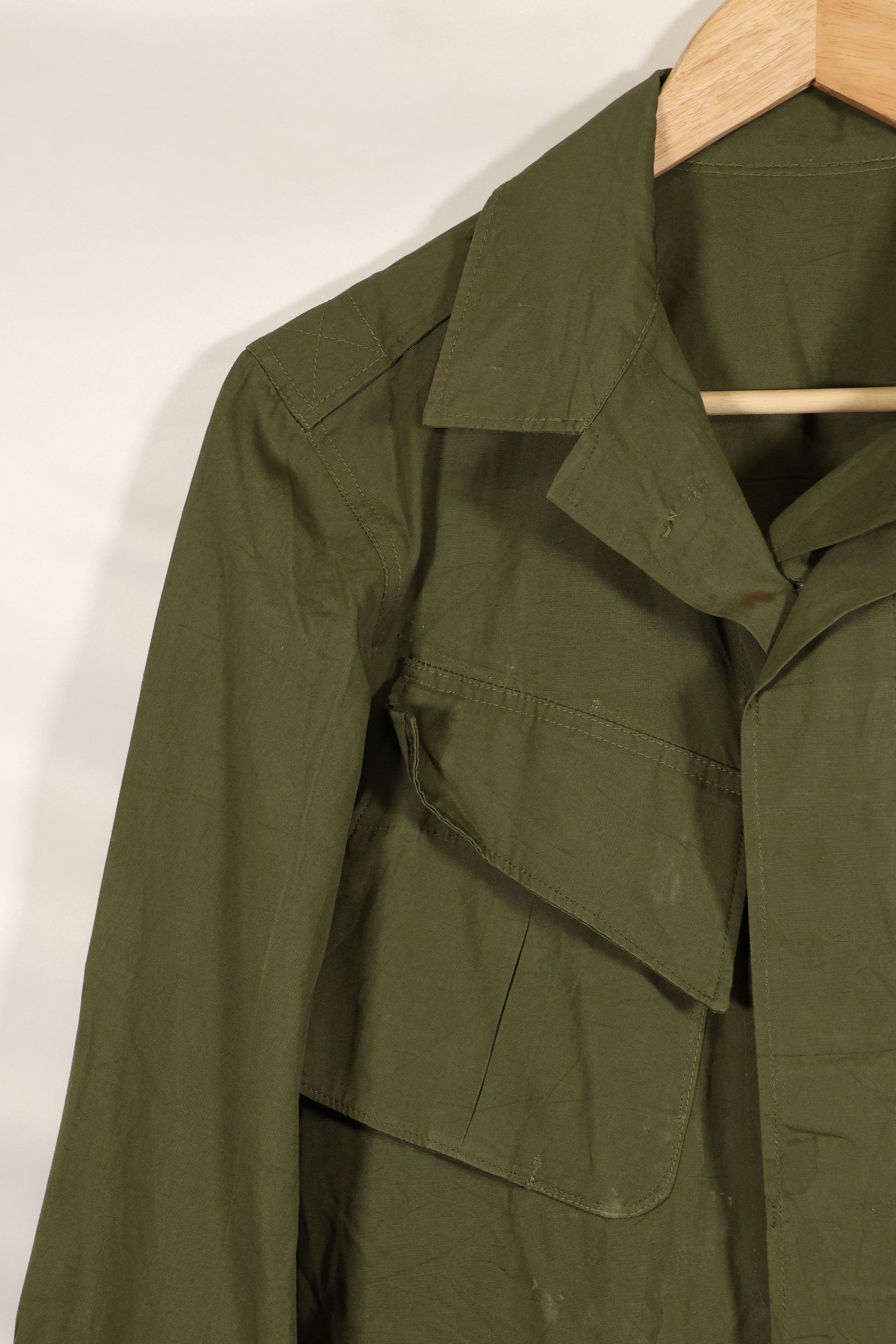 Circa 1965-1966 2nd Model Jungle Fatigue Jacket in good condition, missing size tag.