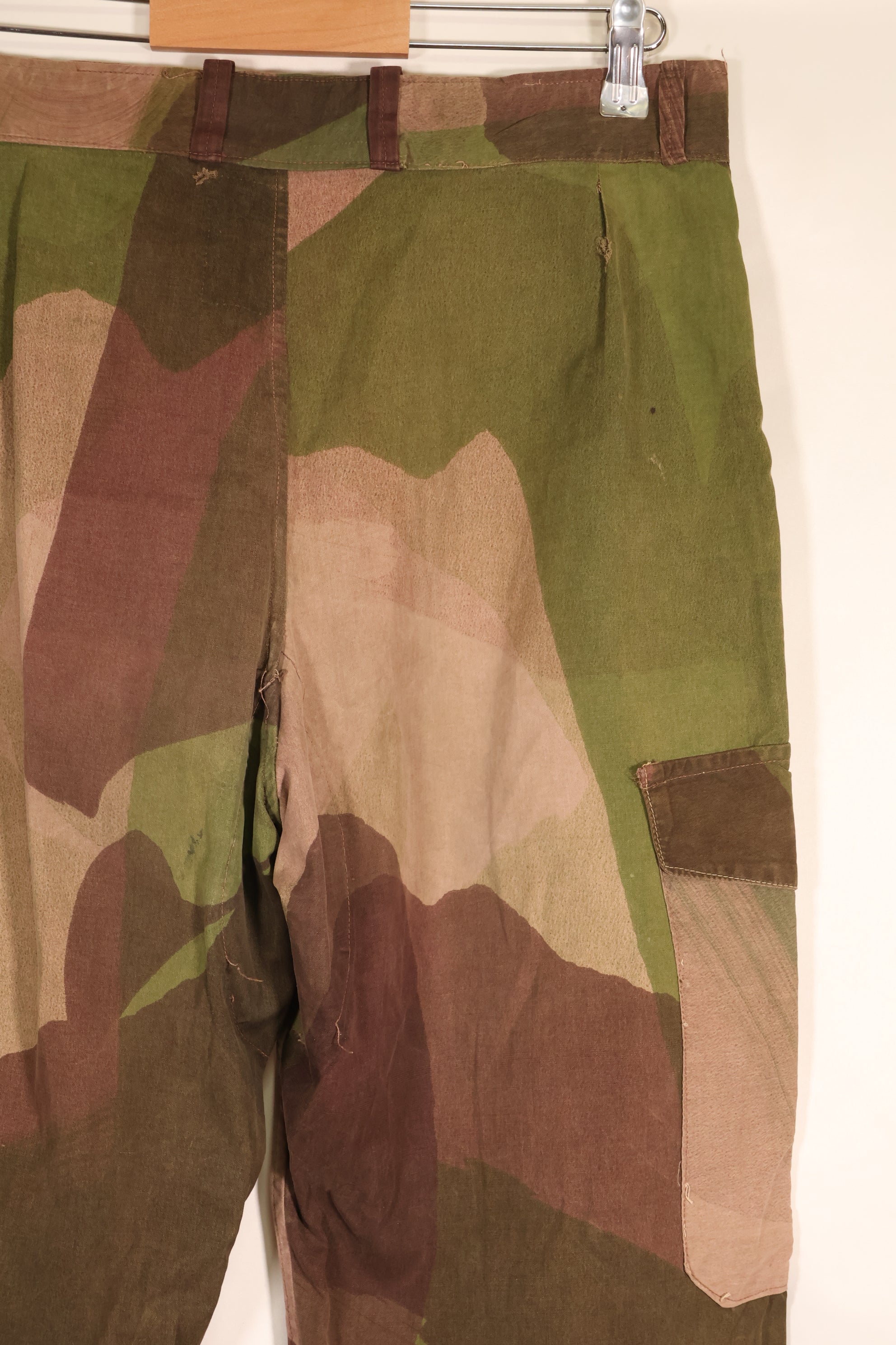 Late 1940s–Early 1950s: French Army Airborne Troops (TAP), Indochina War, Officer’s Privately Procured “Windproof” Camouflage Set