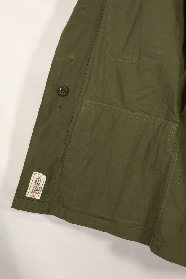 Circa 1965-1966 2nd Model Jungle Fatigue Jacket in good condition, missing size tag.