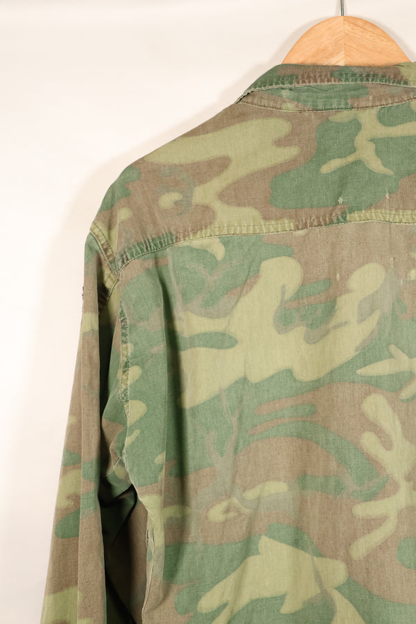 推定1967年契約　推定 S-R　ノンリップストップ生地　ERDL　リーフ迷彩　ファティーグジャケット　徽章付き　中古品