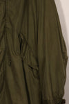 Early 1950s MEDIUM M51 Field Parka with coyote hood, used.