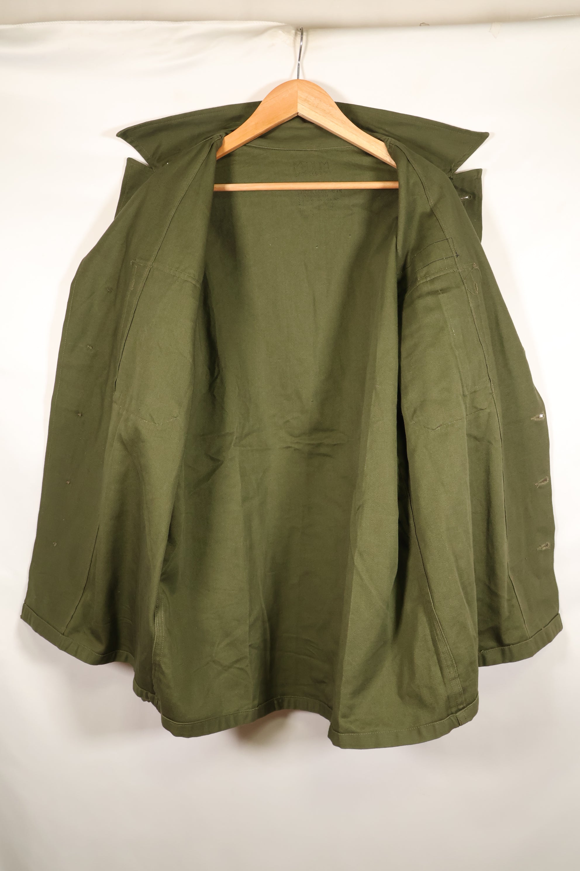 1950年代後半　MEDIUM　アメリカ軍　初期型　OG-107　ユーティリティシャツ　テープ初付　中古品