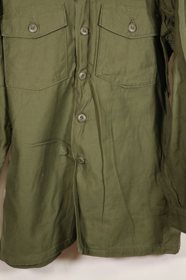 1967年契約　16 1/2 x 36　アメリカ軍　OG-107　ユーティリティシャツ　状態良い　中古品
