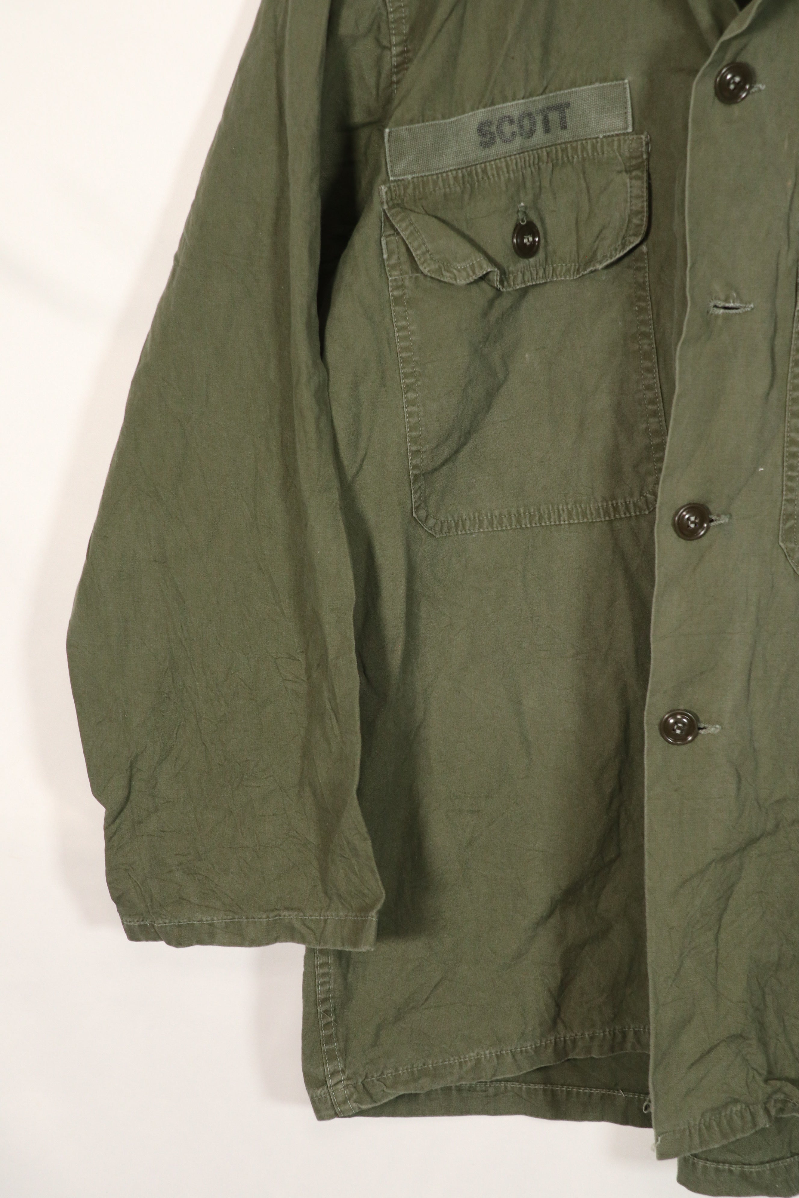 Real U.S. Army OG-107 PX utility shirt made by Poplin, used, patch retrofitted.