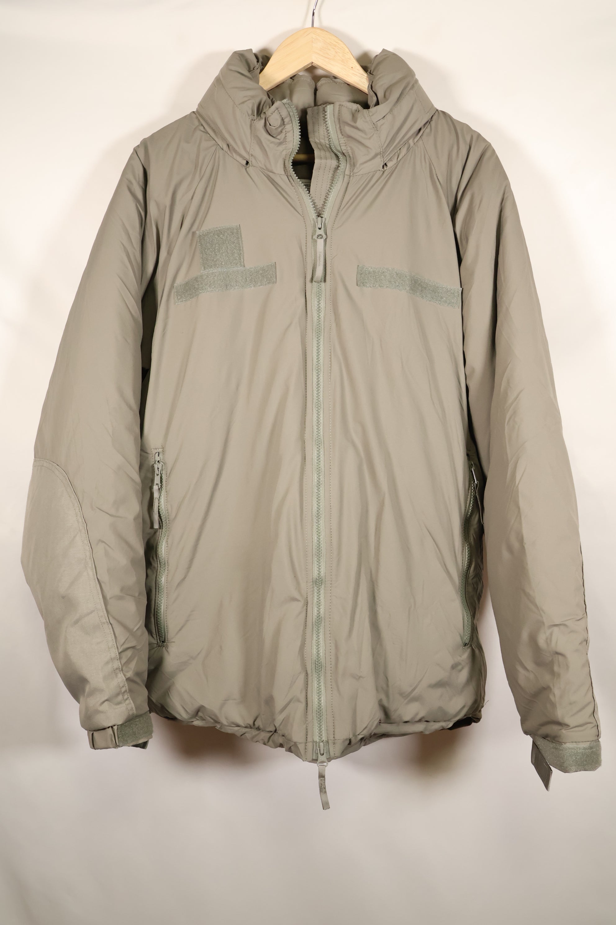 2019年契約　M-R　アメリカ軍　ECWCS　極寒冷地用　GENERATION III　LEVEL 7　中古品