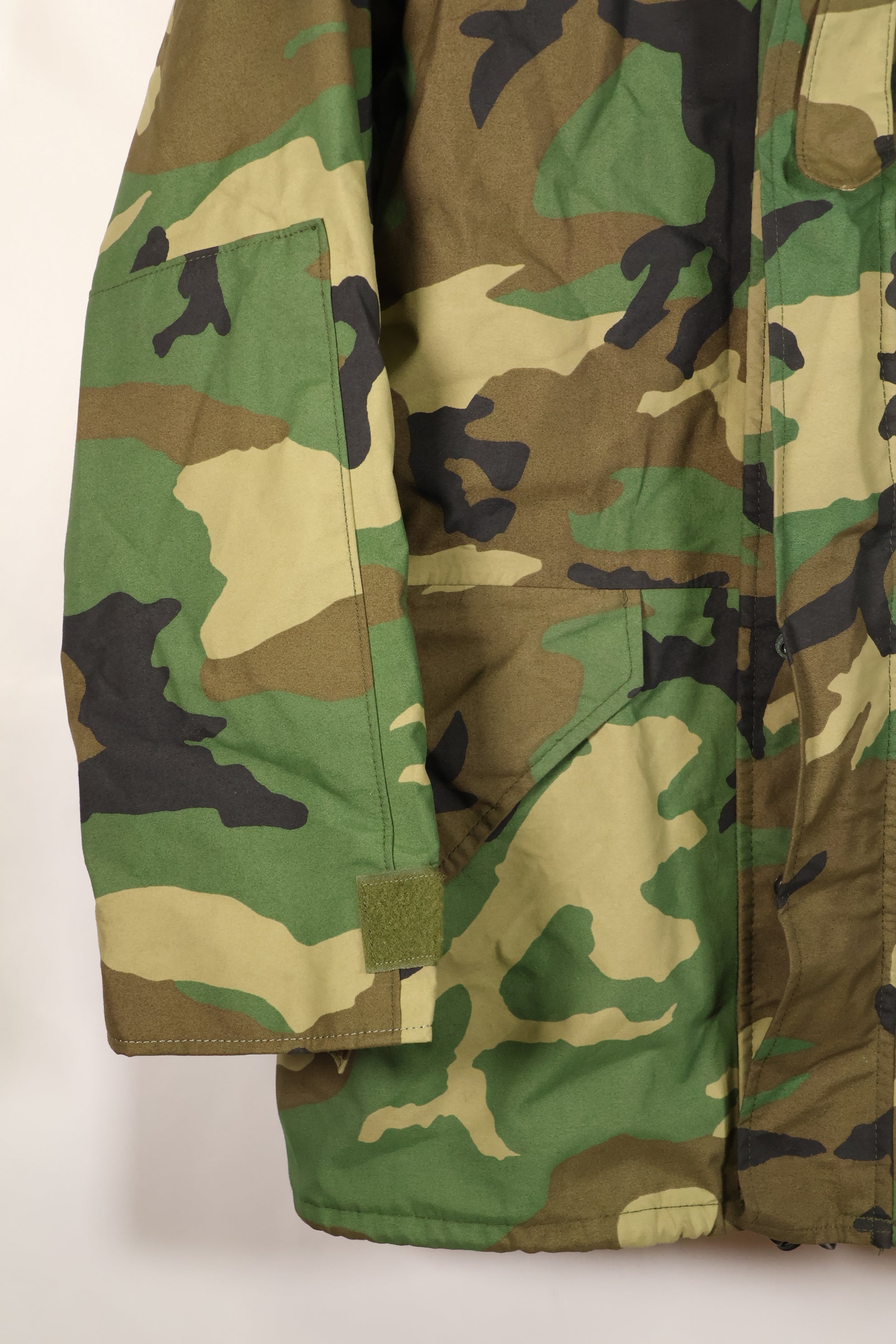 1998 Contract, M-R, U.S. Military, ECWCS Gen 1, Gore-Tex Parka, Used
