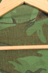 1960s Poplin ARVN leaf camouflage shirt, light fabric, rare, used.