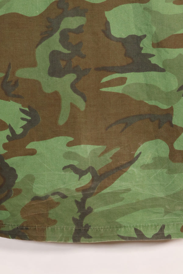 1960s Poplin ARVN leaf camouflage shirt, light fabric, rare, used.