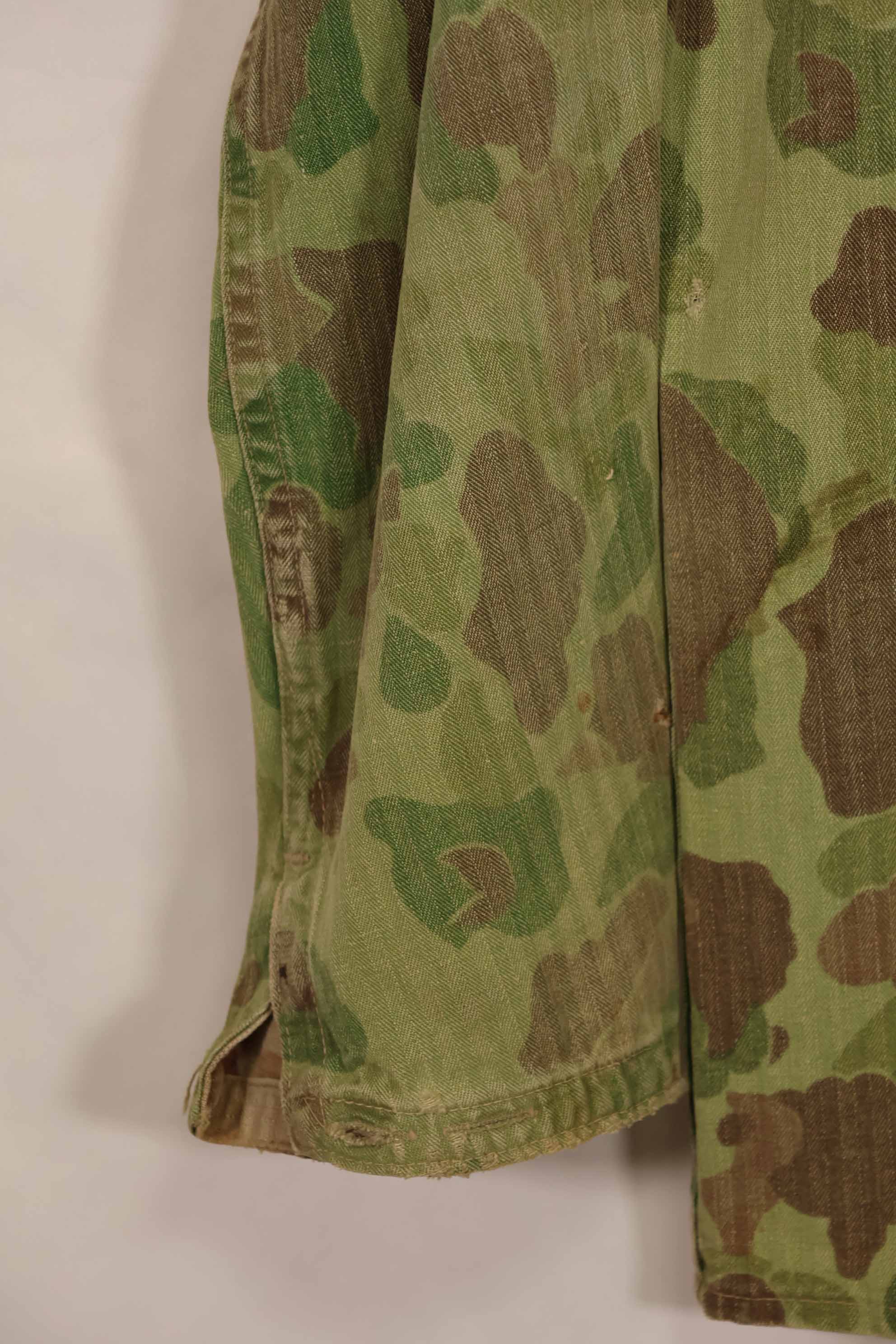 Real 1940s WWII U.S. Marine Corps P44 Frogskin Camouflage Jacket, used.