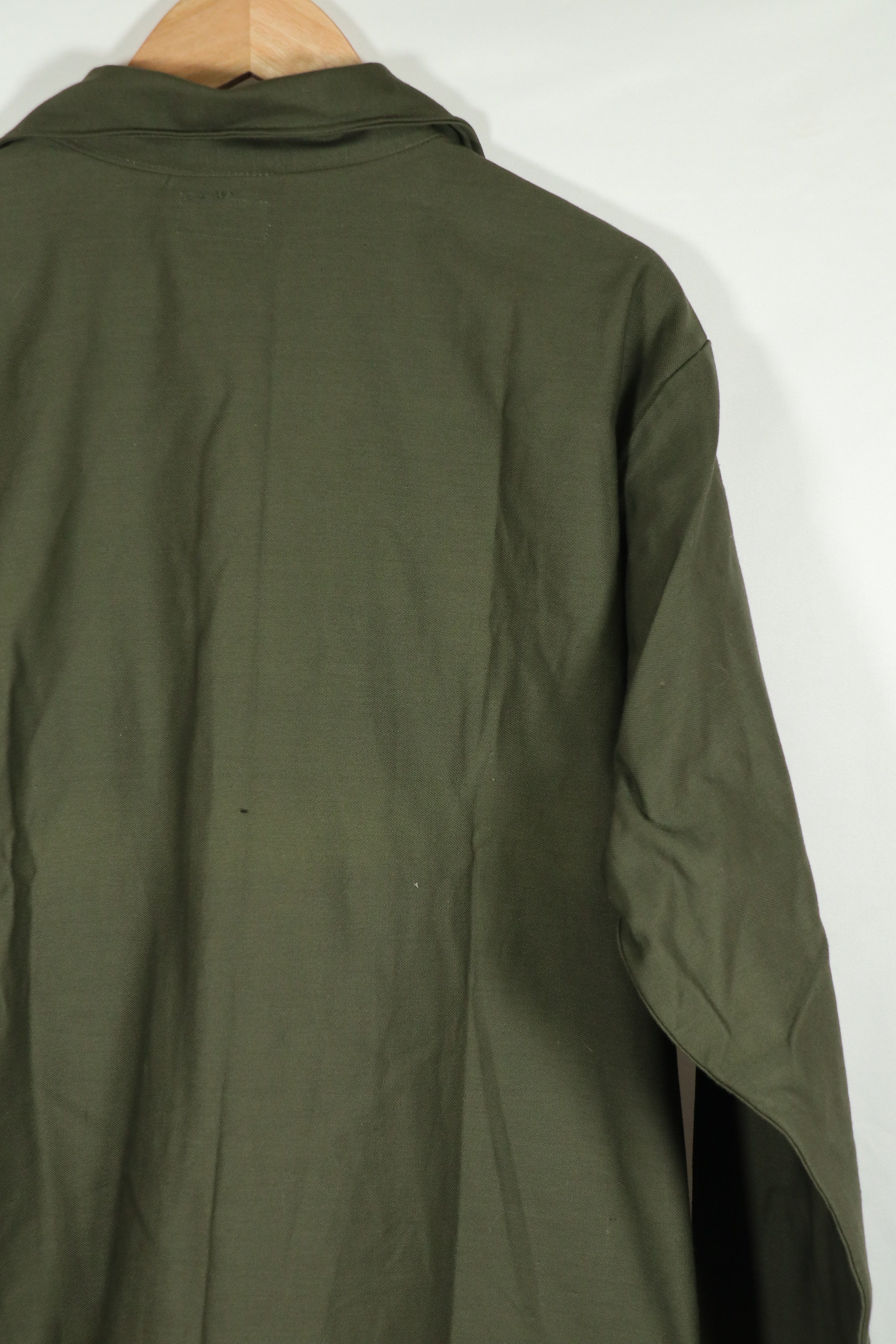 Actual 1974 OG-107 utility shirt, deadstock, 161/2 32, large size.