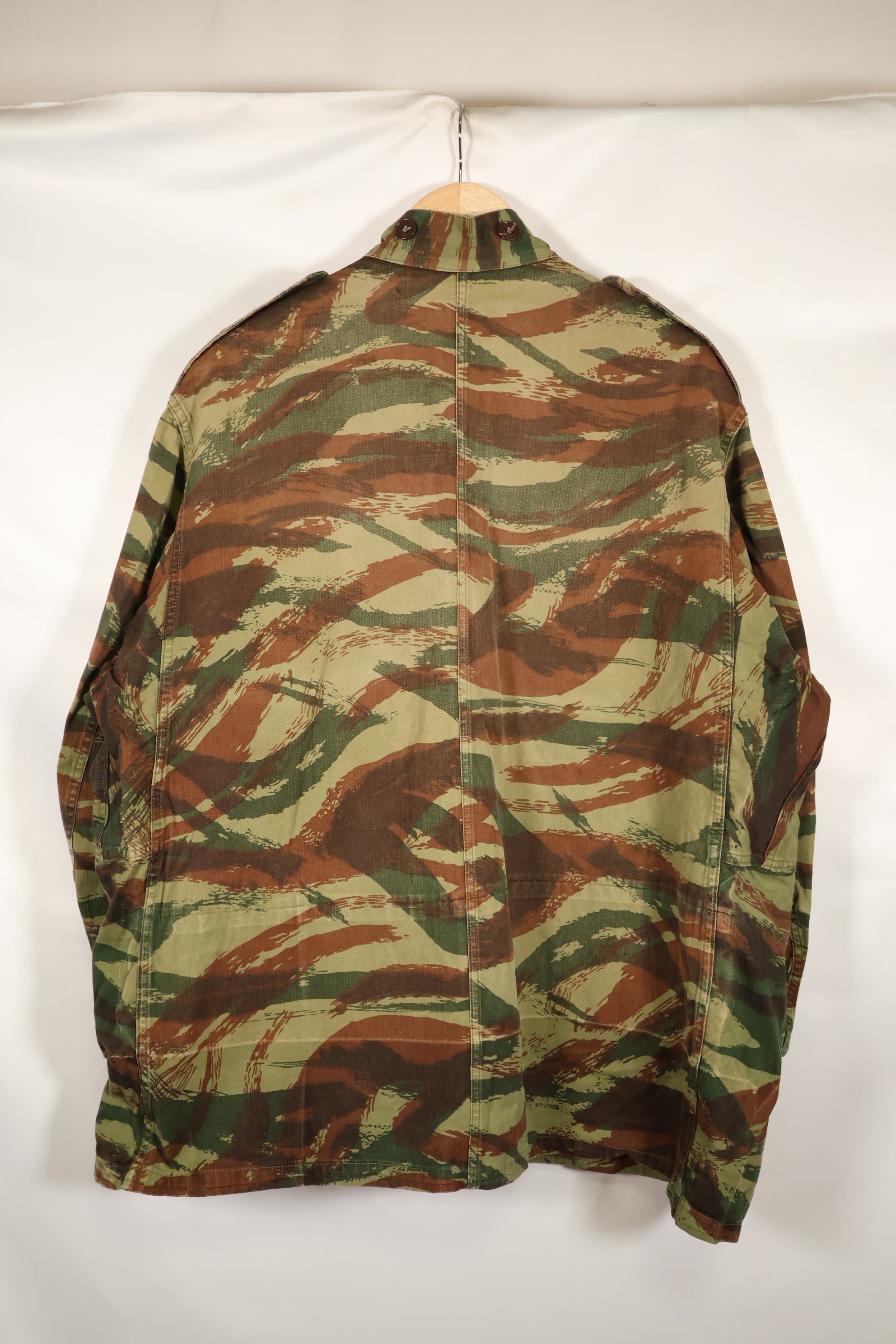 1950s French Army Airborne TAP 47/56 Pattern Lizard Camouflage Jacket, used.