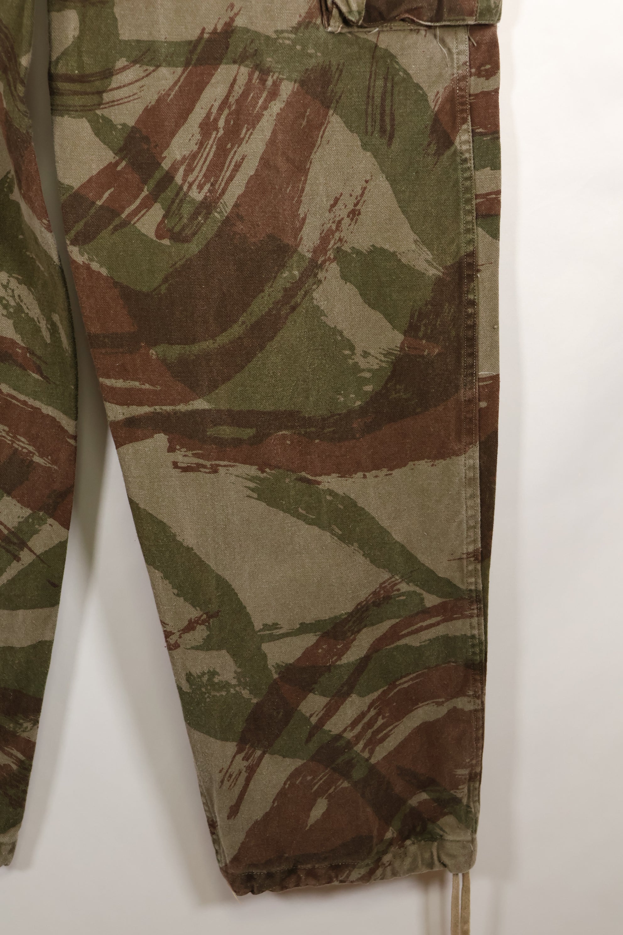 1950s-60s French Army TAP 47/53 pattern lizard camouflage pants, used.