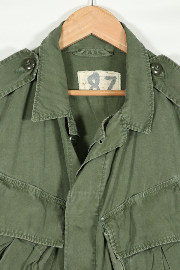 Real 2nd Model Jungle Fatigue Jacket REGULAR -SMALL Stains and scratches, used.