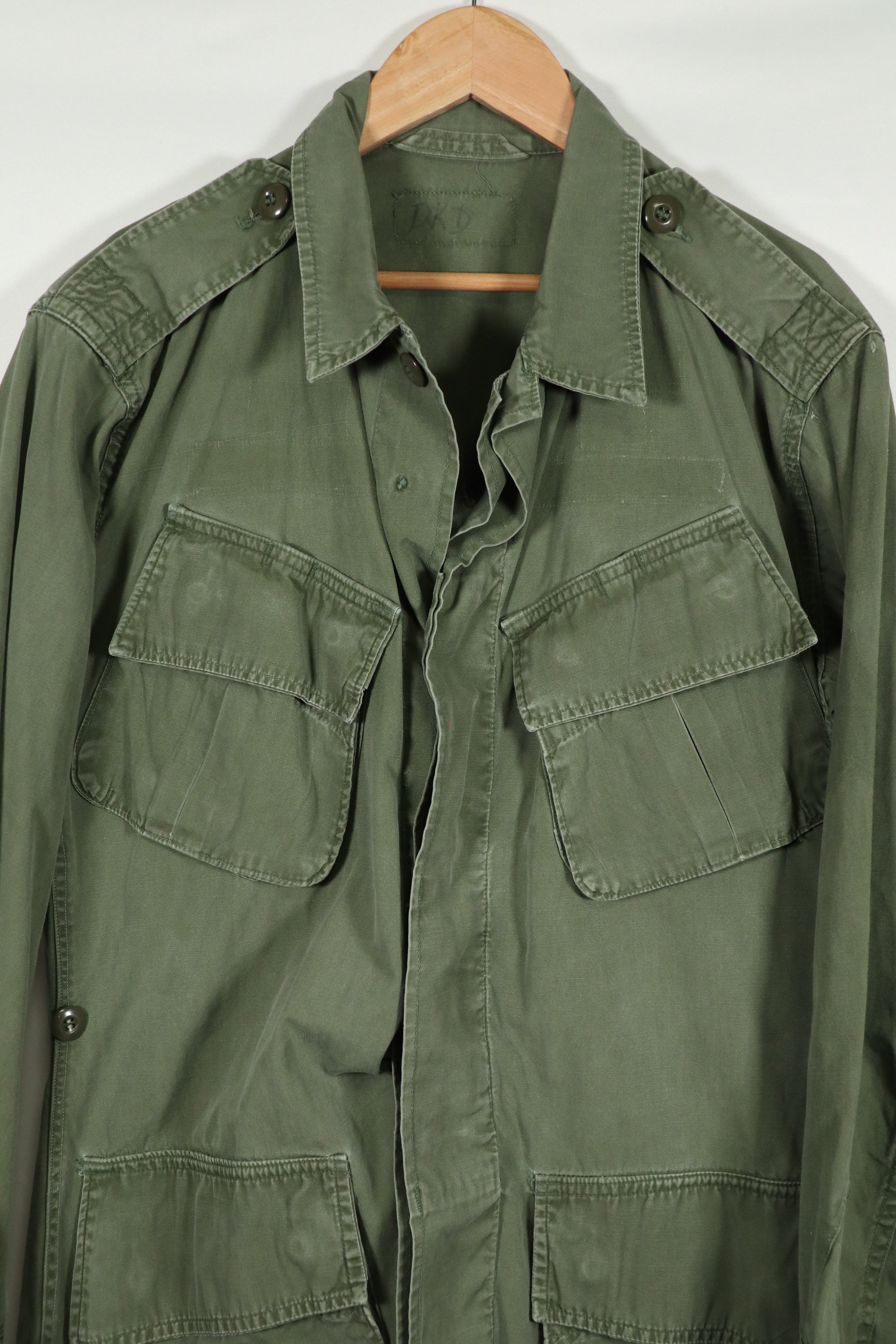 Real 2nd Model Jungle Fatigue Jacket, no size tag, used.